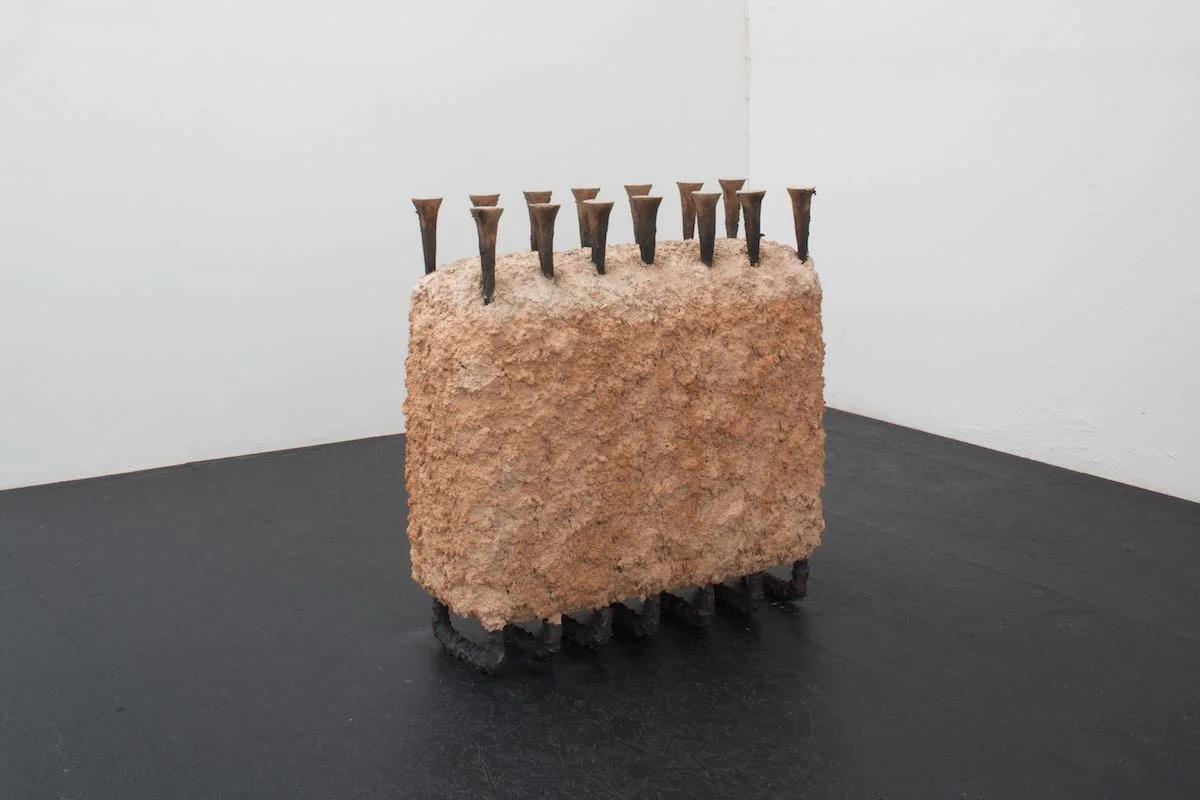 Aron Demetz, Emanze, 2016, bronze, fire clay, 99 x 103 x 45 cm