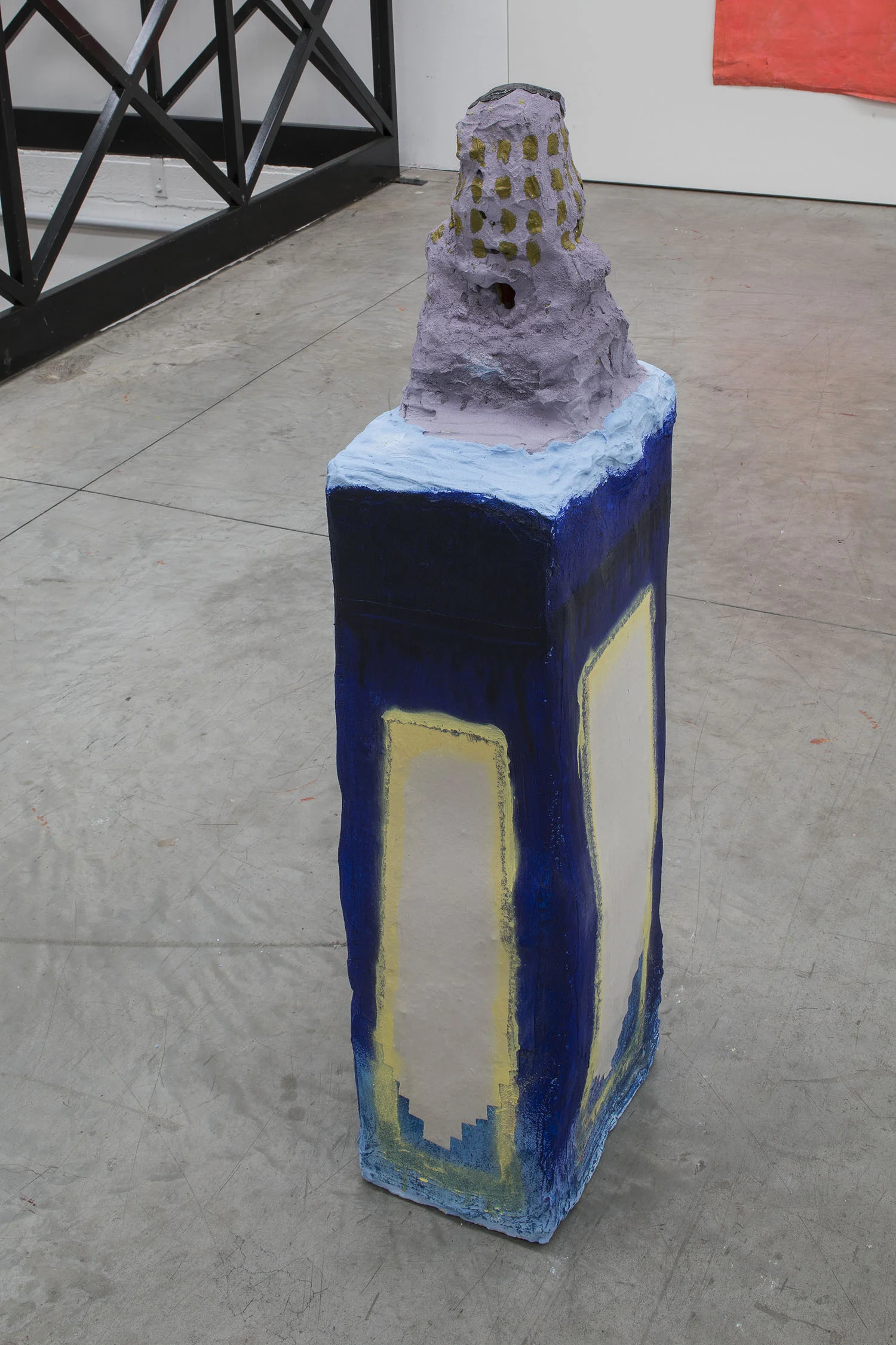 Sabine Leclercq Hôtel à la dépression, 2017 mixed media, 110 x 33 x 23 cm