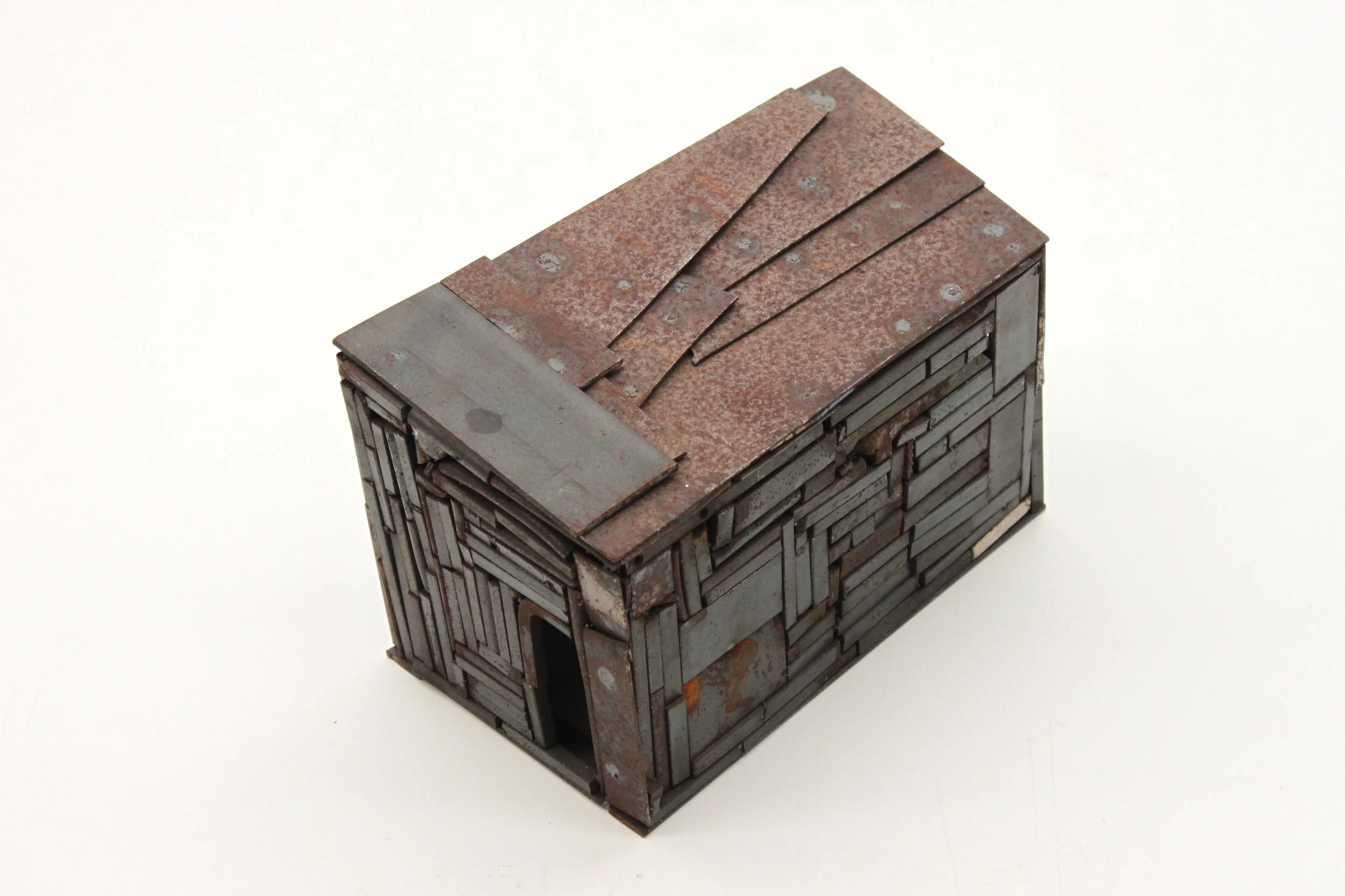  Michele Bernardi Hütte VI, 2007 – 2016 15 x14 x 23 cm 