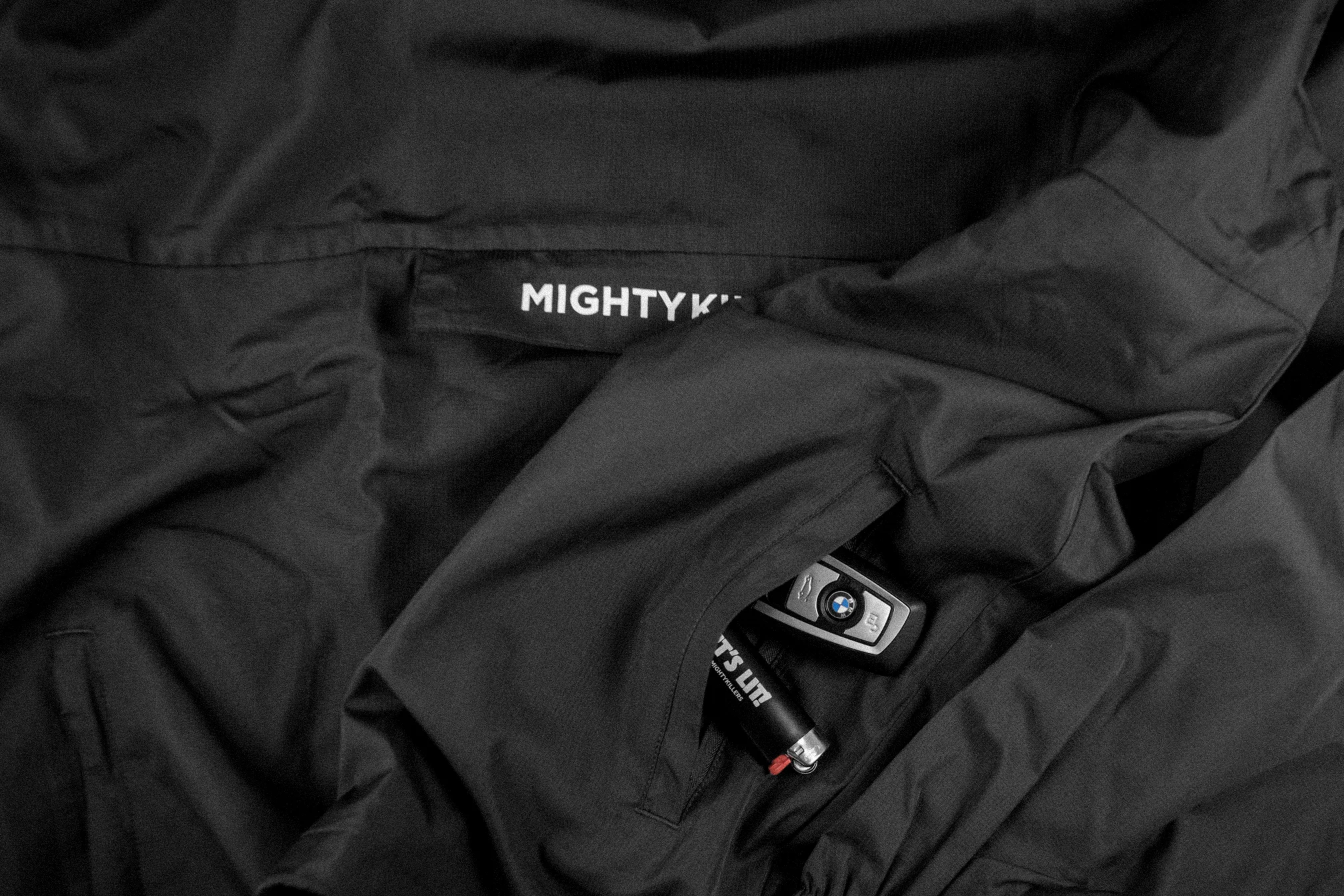 21_Windbreaker_Black-2.jpg