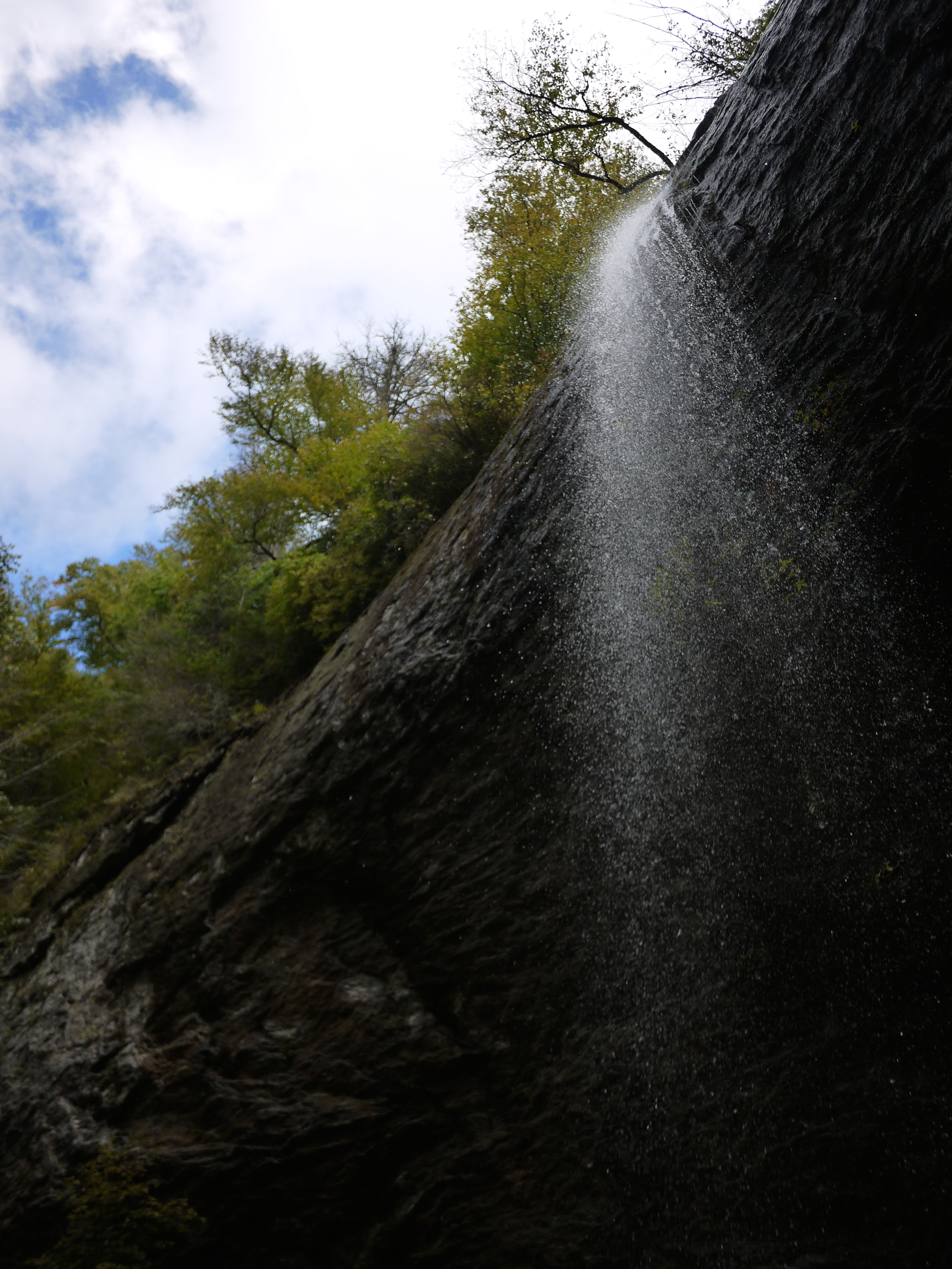 waterfall 2.JPG