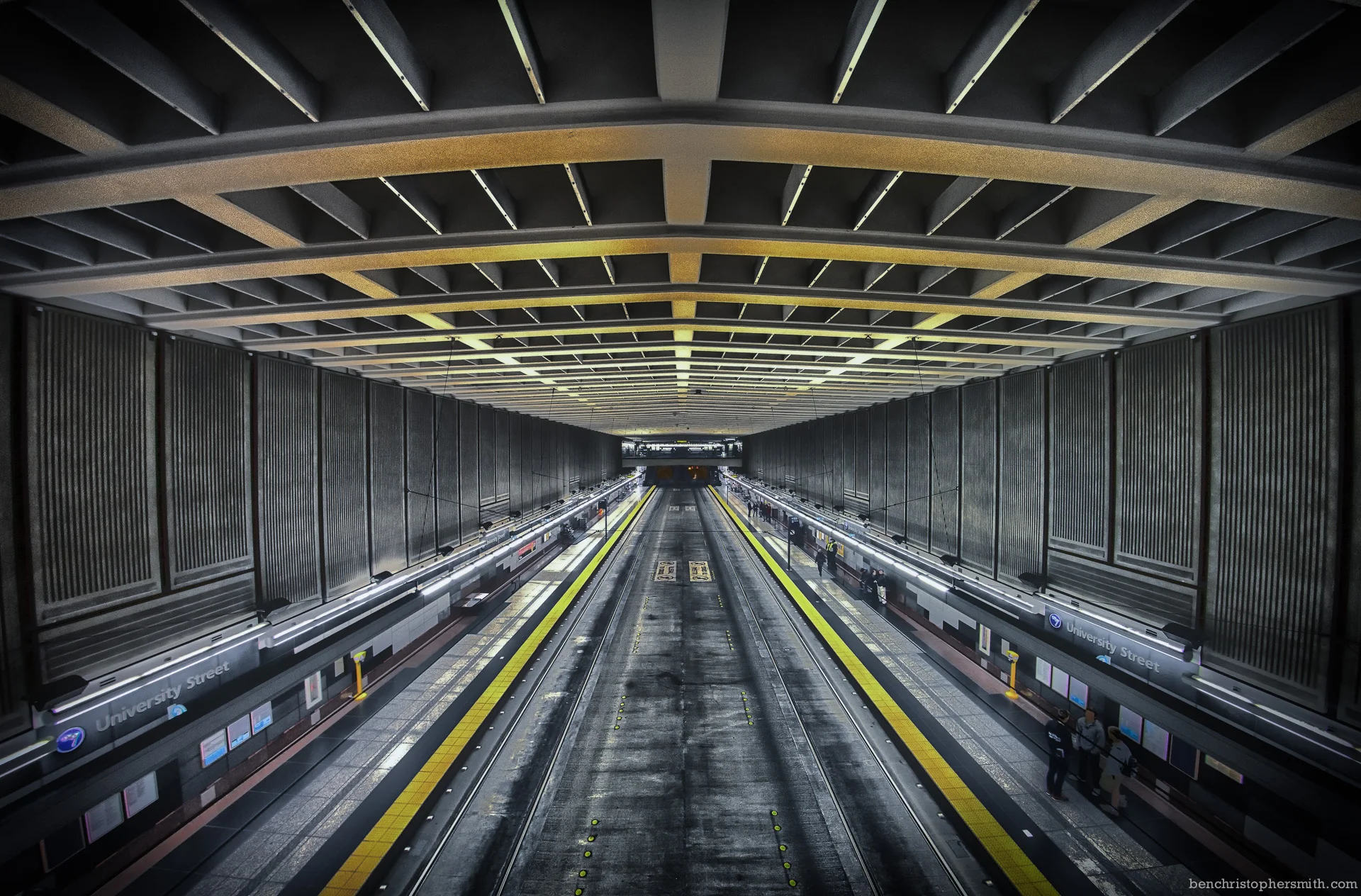 bus_tunnel.jpg
