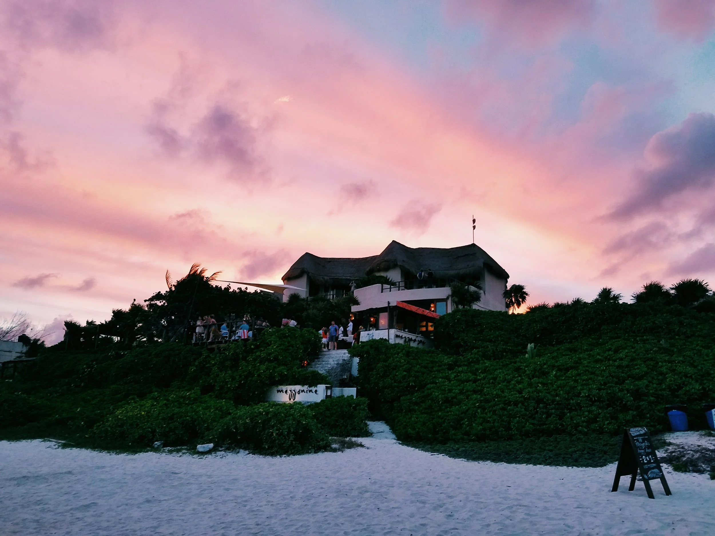 2017-02-18 05.56.28 1.jpg