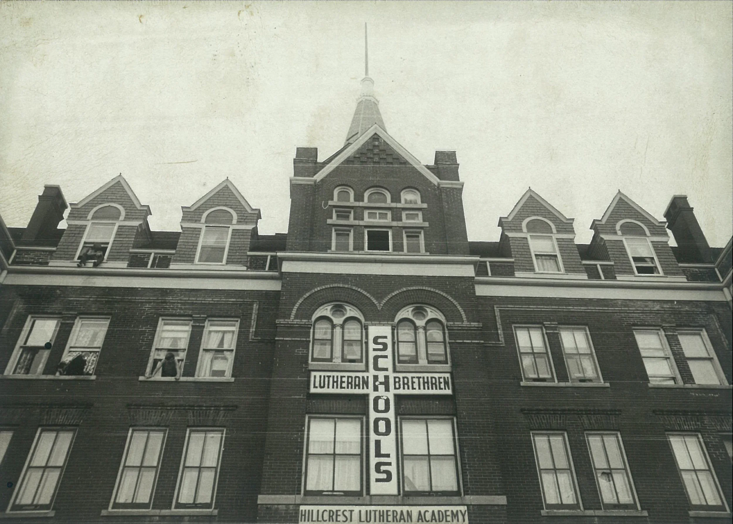 Hillcrest-Steeple_02 (1).jpg