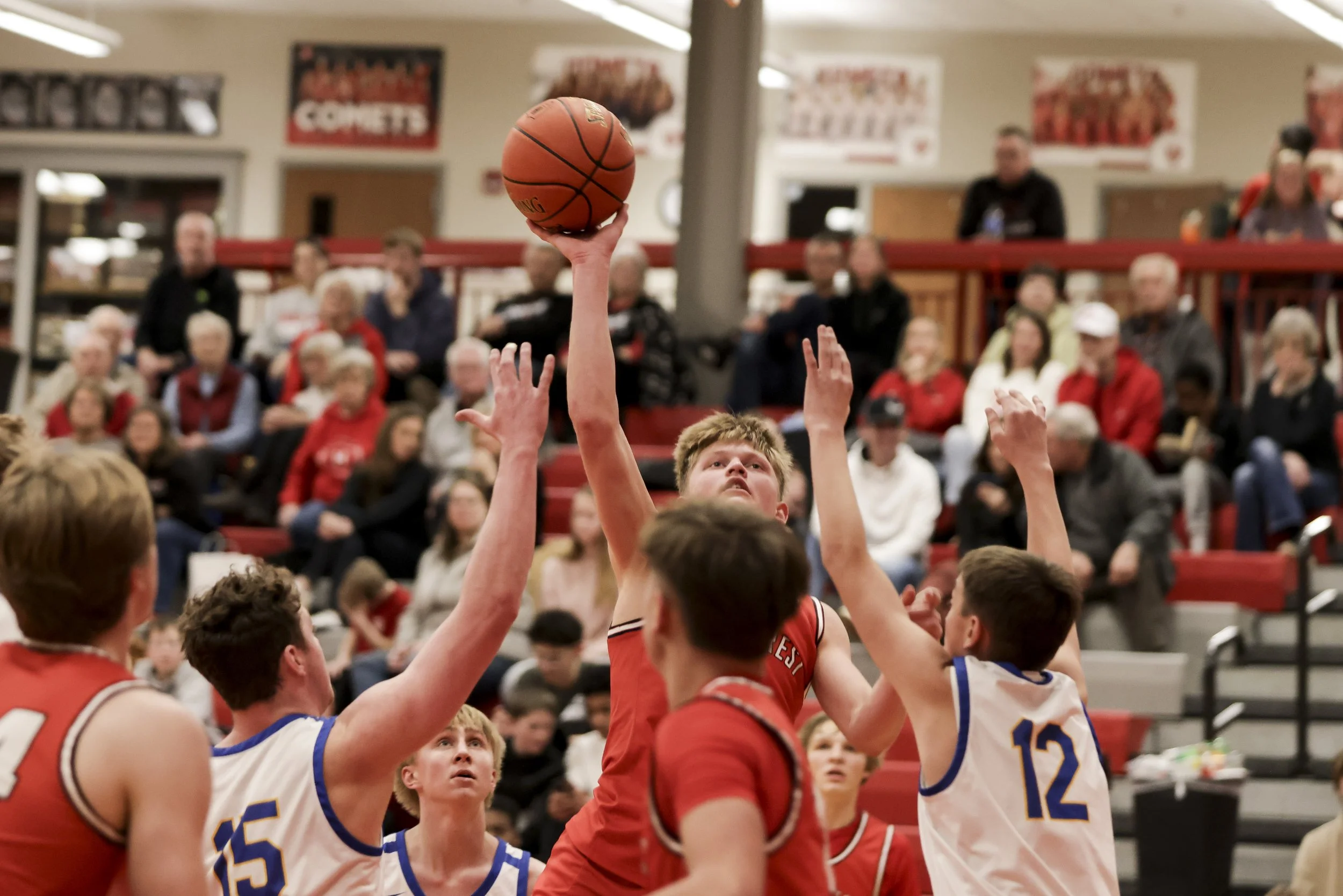 Berge’s Milestone Night Fuels Comets’ Dominant Playoff Win