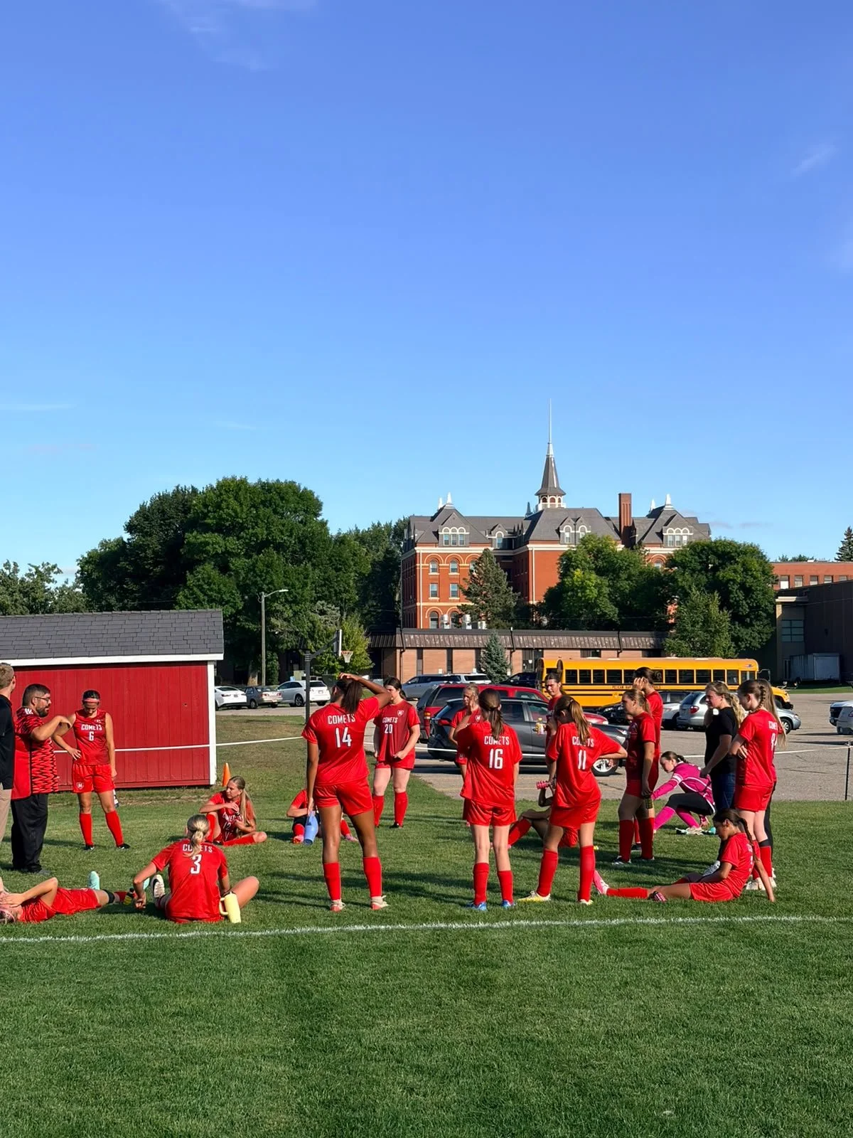 Comets Answer Every Challenge in Thrilling 3-2 Win Over Pelican Rapids