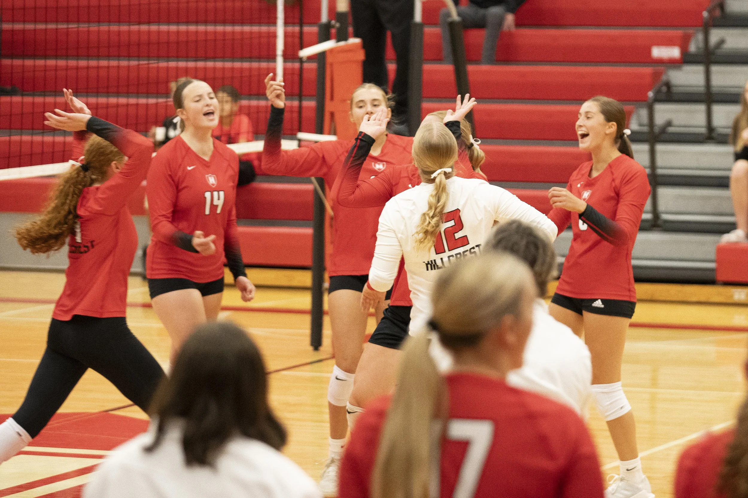 Home Sweet Home: Comets Sweep Hancock in Conference Opener at Hillcrest