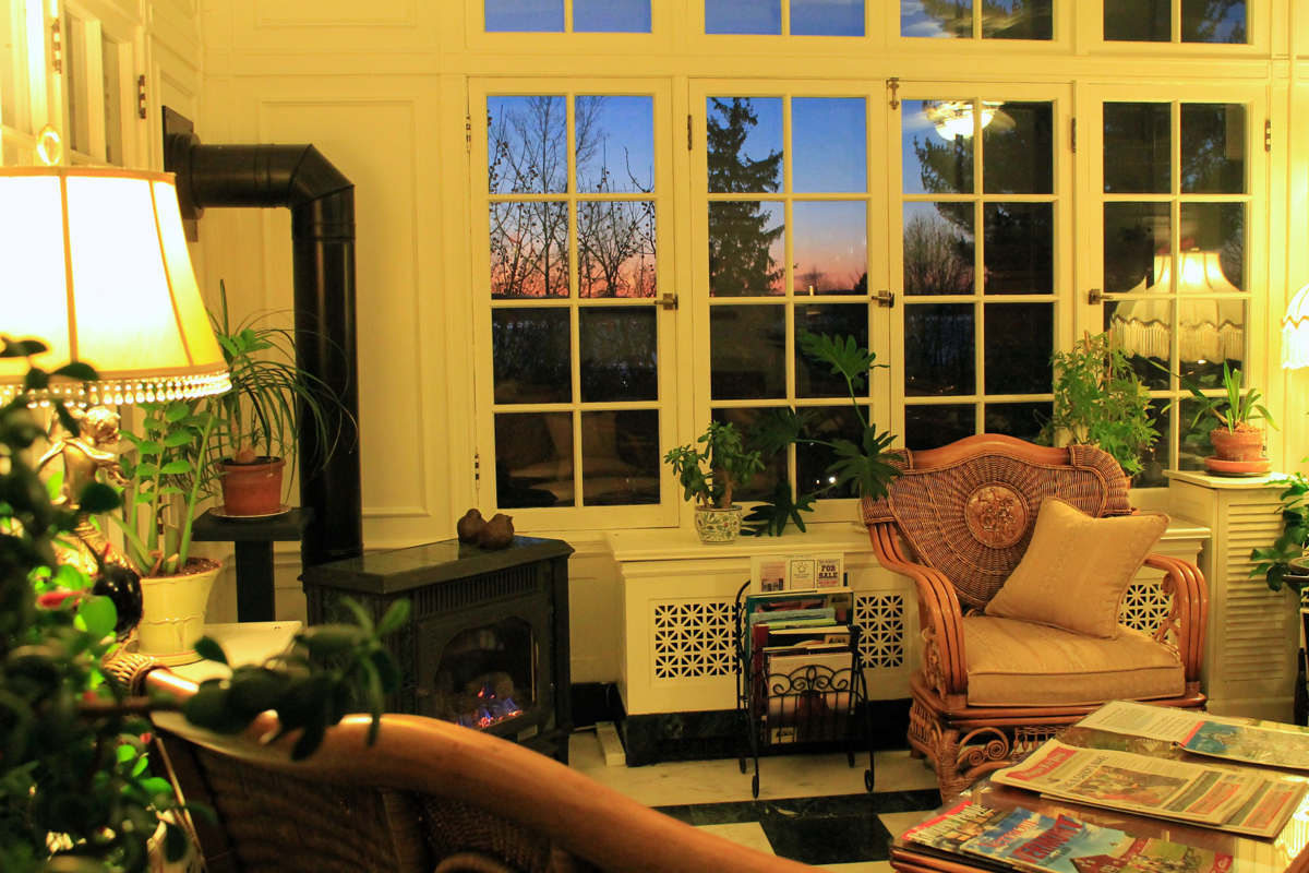 Solarium at sunset, Willard Street Inn