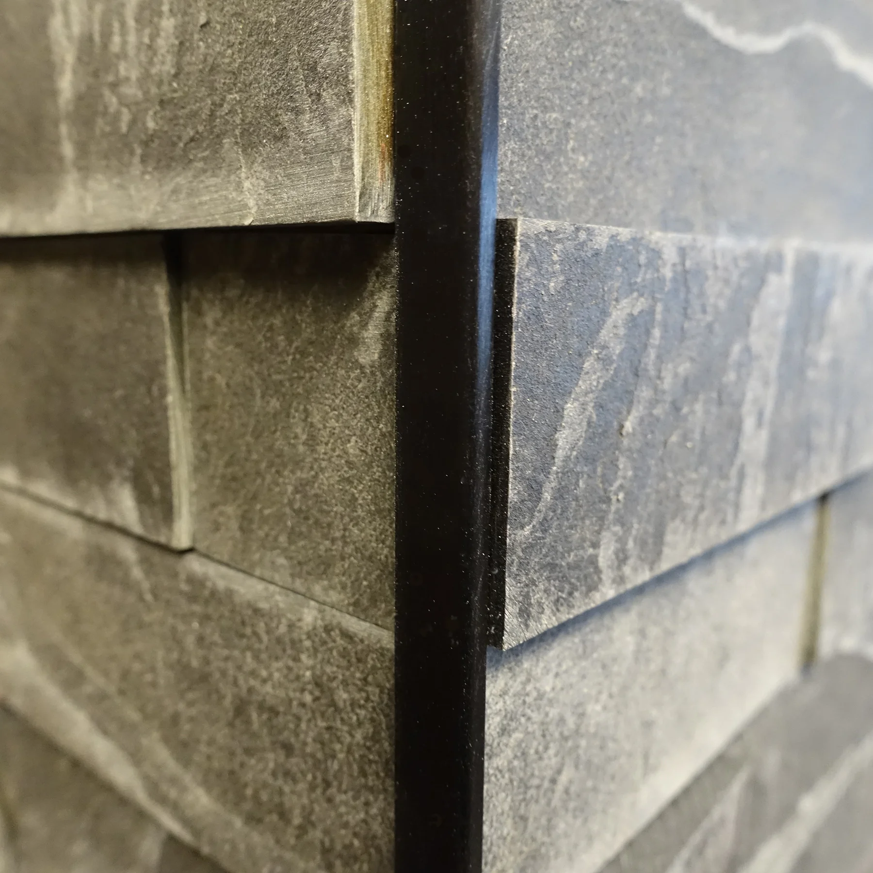 corner tile edge closesup.jpg