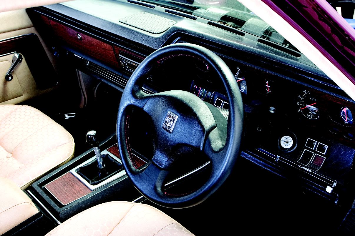 Leyland-P76-Interior.jpg