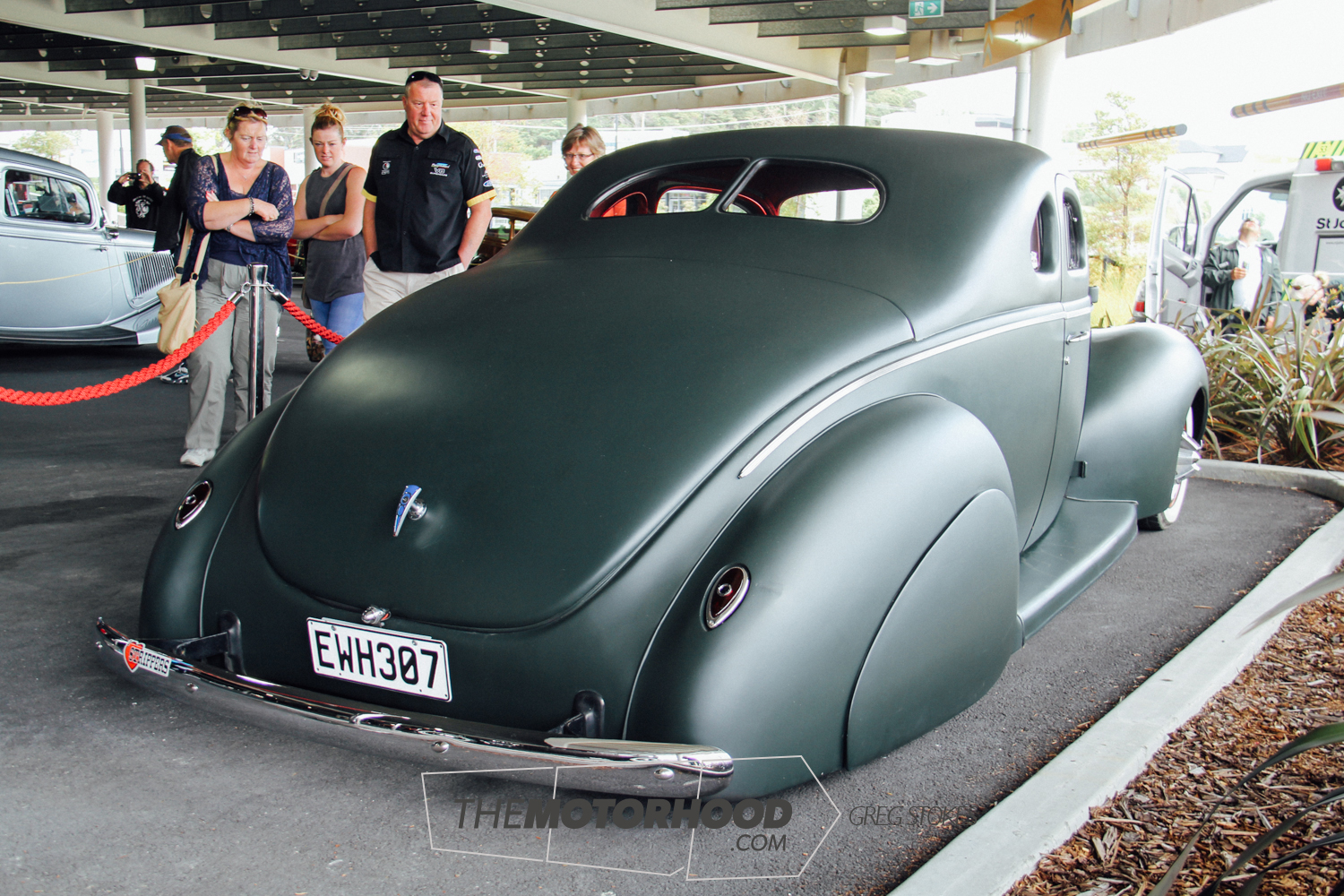    As featured in the&nbsp; NZV8   Hot Rod Special , in-stores now, Peter Farrant’s tail-dragging coupe is too cool in suede   