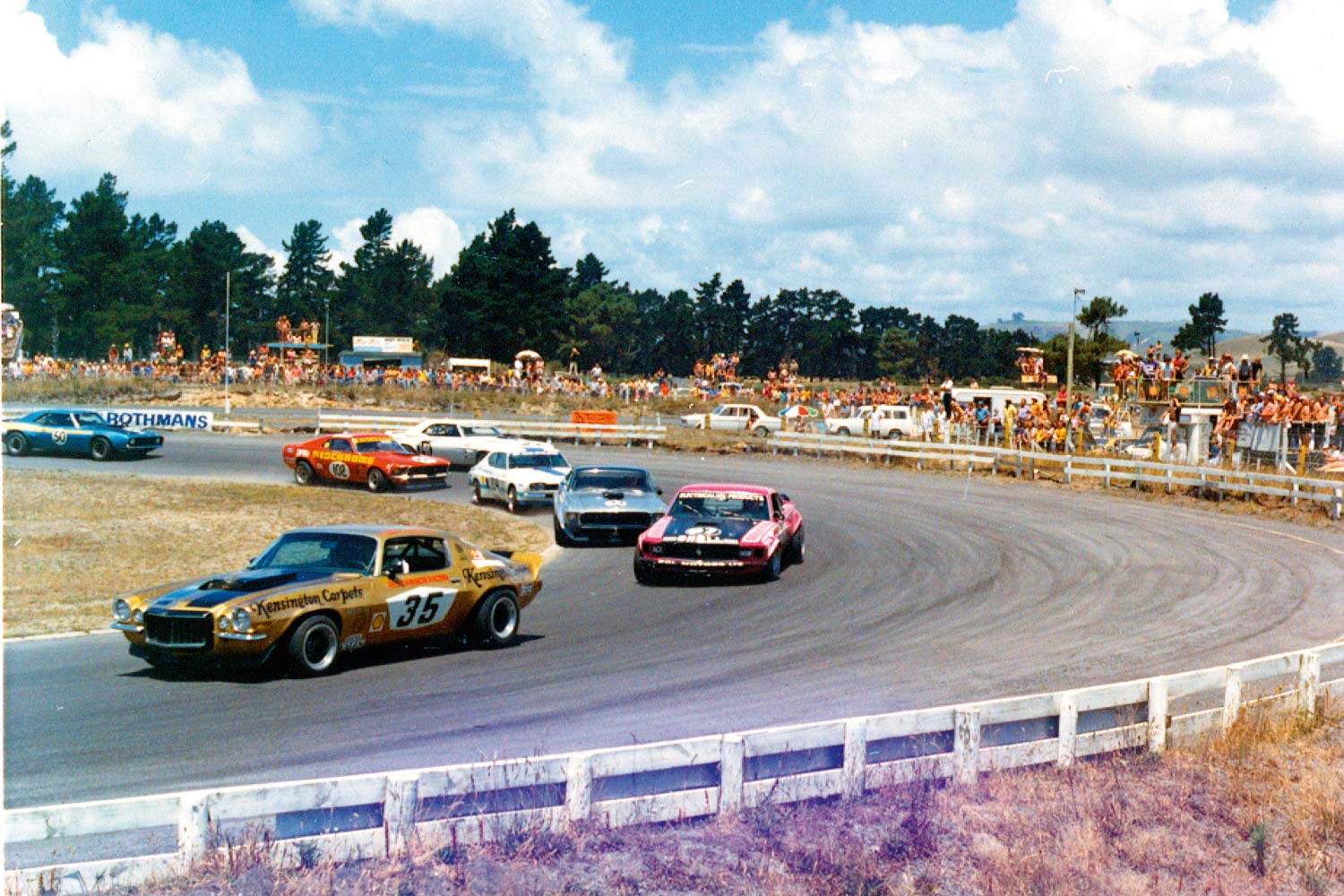 Bay Park big-bangers, with Red Dawson in the Camaro leading Graham Baker, Allan Moffat, Paul Fahey, Jim Richards, and Rod Coppins