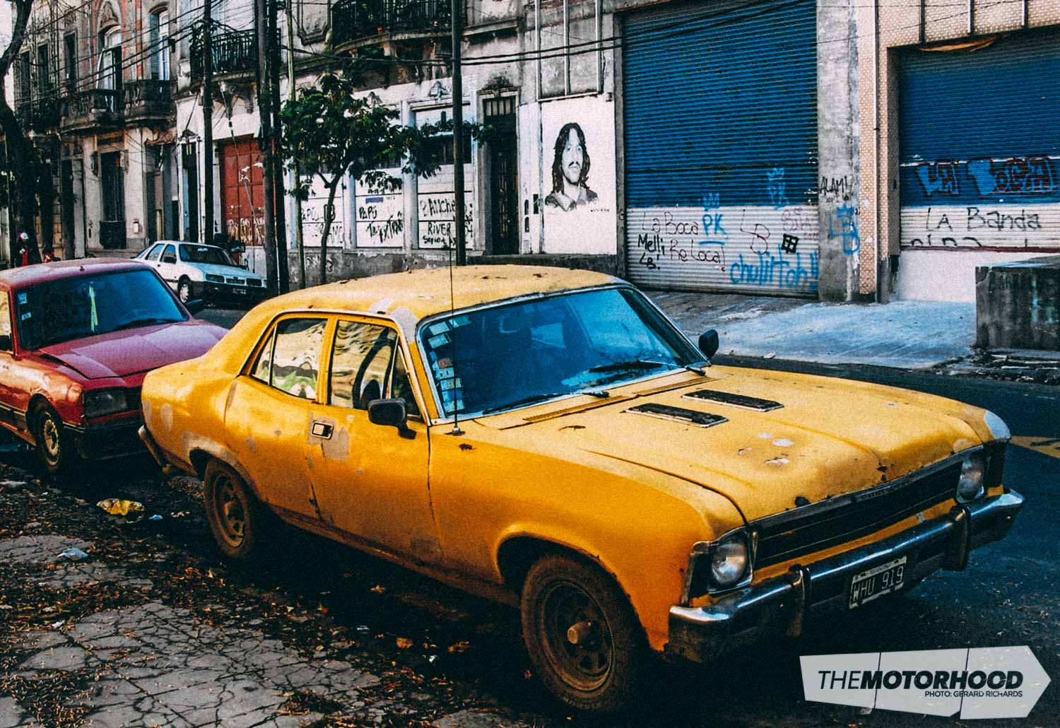 Well-used early ’70s Chevrolet Nova/Malibu spotted in the slightly dodgy backstreets in the soccer-mad suburb of La Boca, Buenos Aires