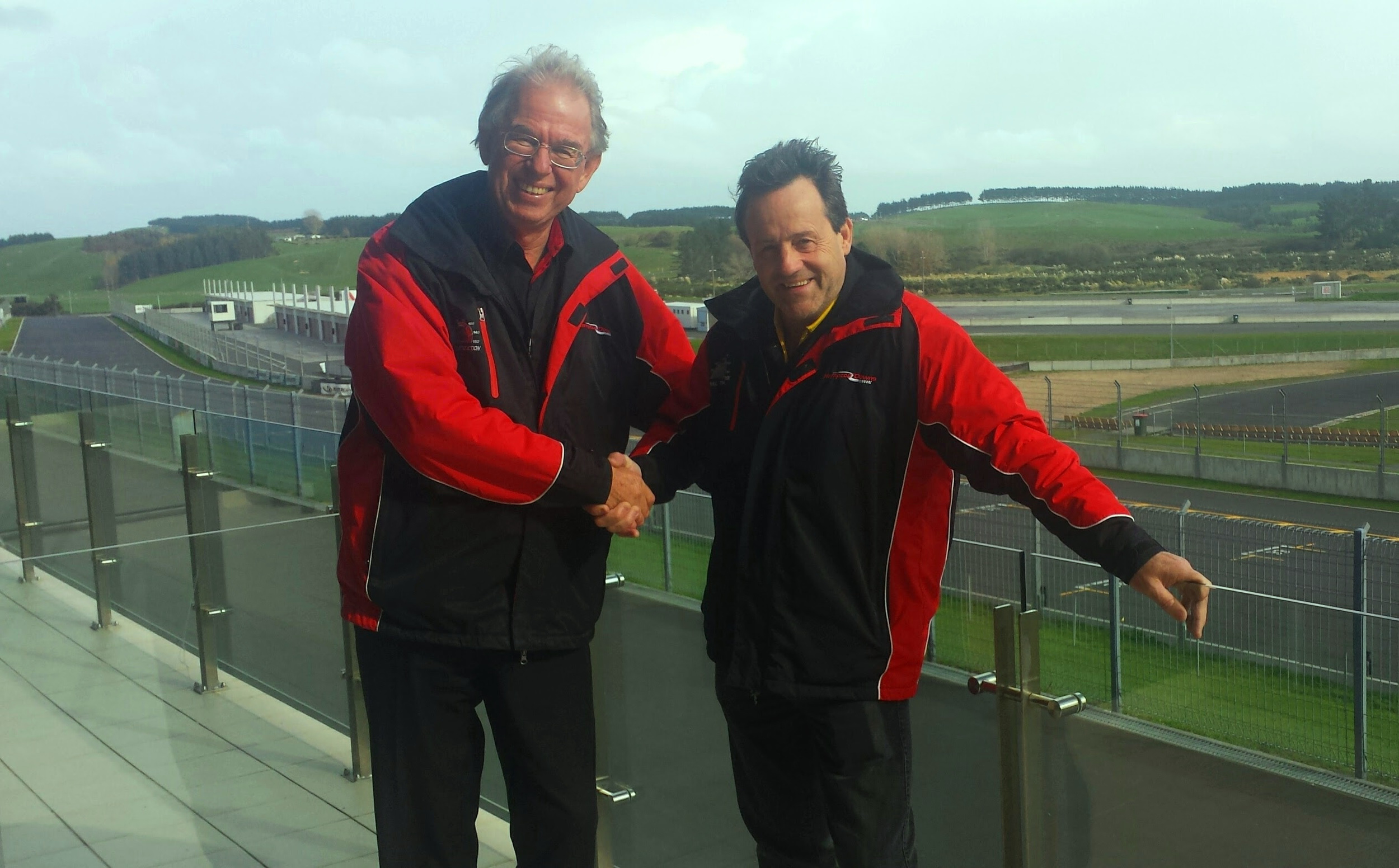 Tony Quinn (R) purchases Hampton Downs Motorsport Park