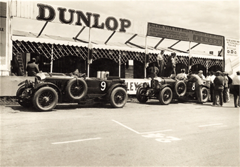 A brace of Blower Bentleys in the pits during practice for Le Mans in 1930 /&nbsp;Bentley Motors