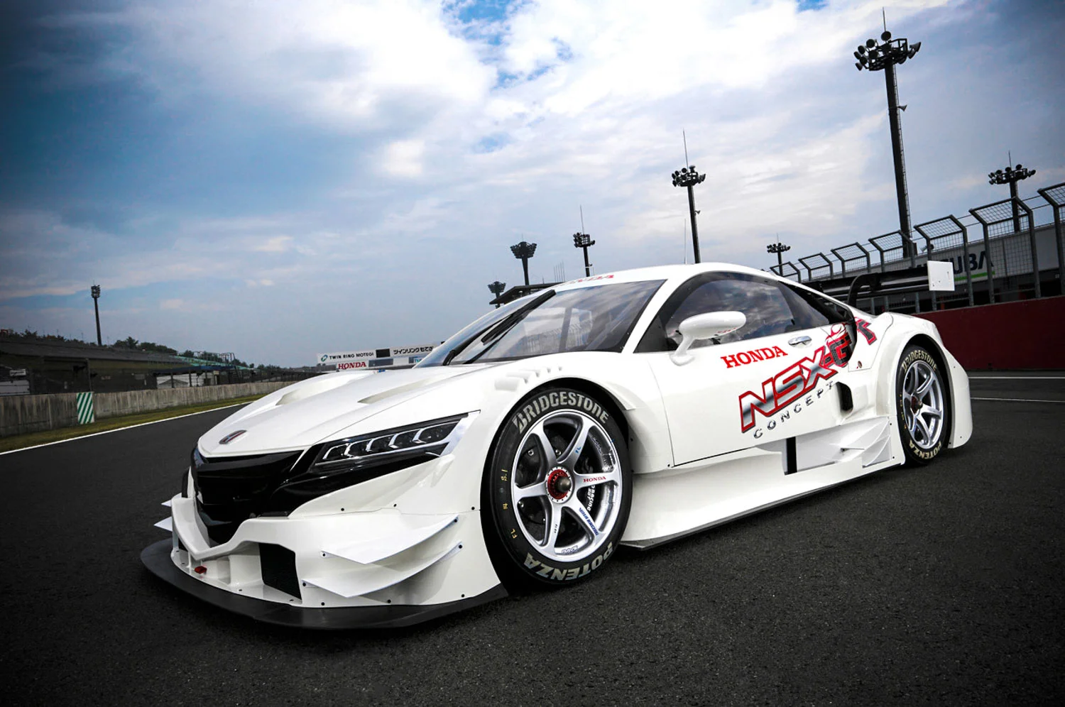 Japan endeavours to beat Europe at their own game with Honda NSX