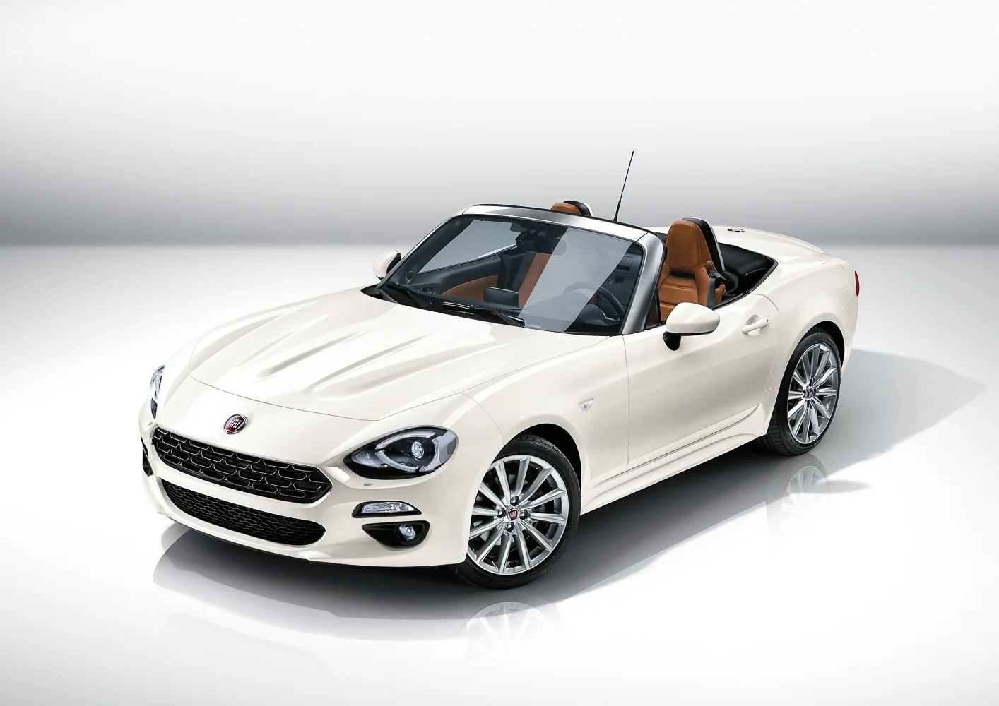 Roadster wars: the Fiat 124 Spider returns — The Motorhood