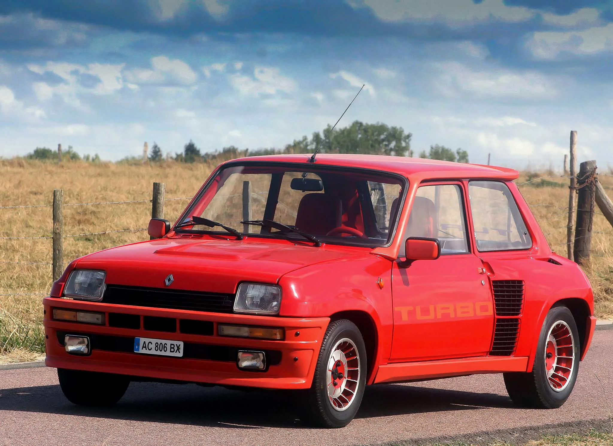 The Firecracker Refine Your Renault 5 Turbo 2 Knowledge The Motorhood The Firecracker Refine Your Renault 5 Turbo 2 Knowledge The Motorhood