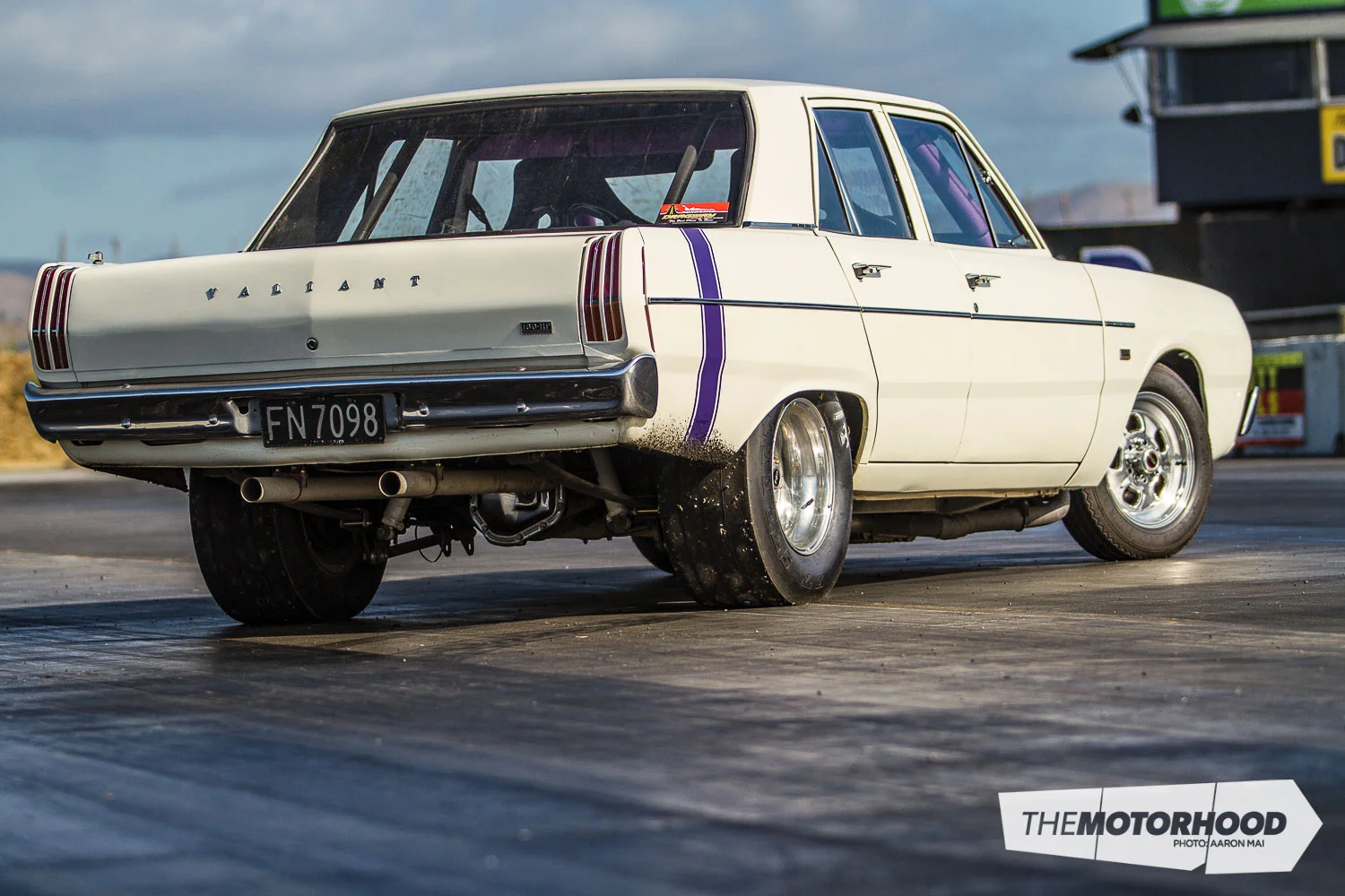 Miss Mopar: 10-second VF Valiant Streeter | NZV8