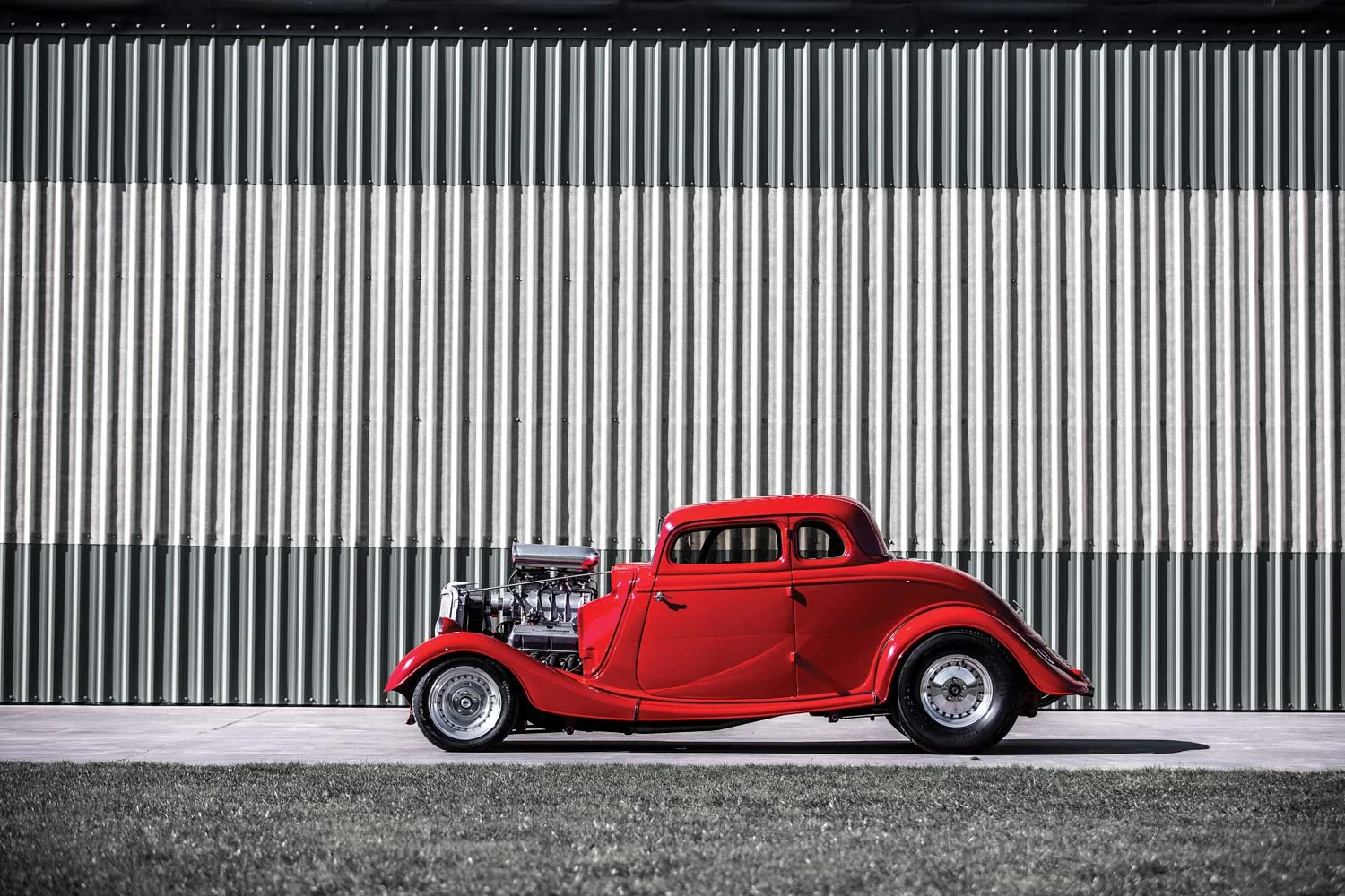 Red baron: 1933 Ford Coupe five-window — The Motorhood