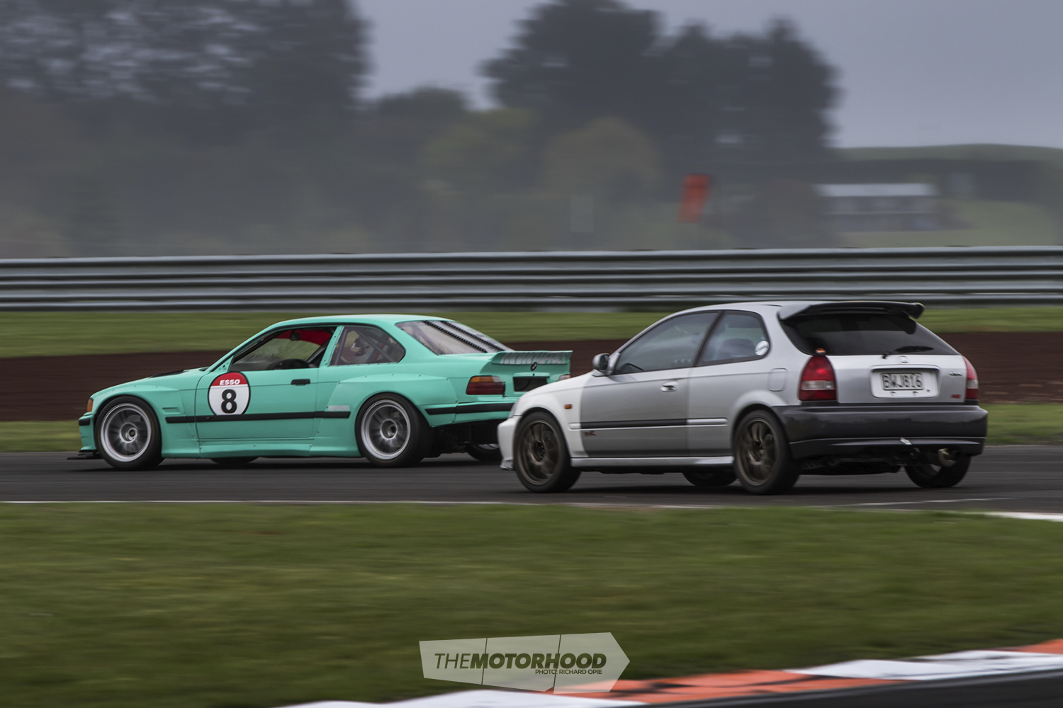 MOMOWERKS E36 3 .png