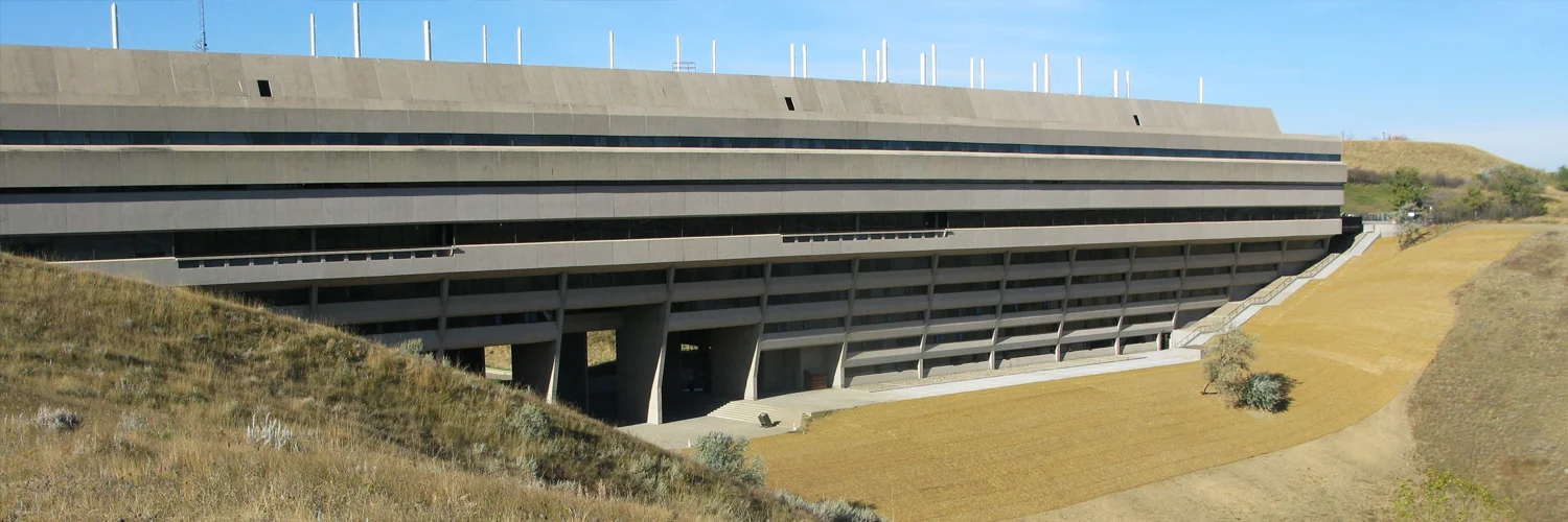 university_hall_exterior_rehabilitation_3.jpg