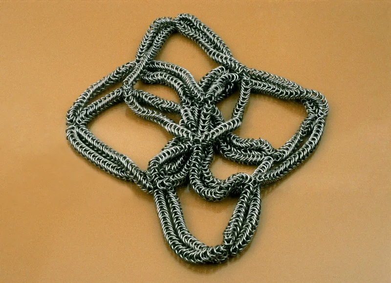 Anamorskeletaltesseract