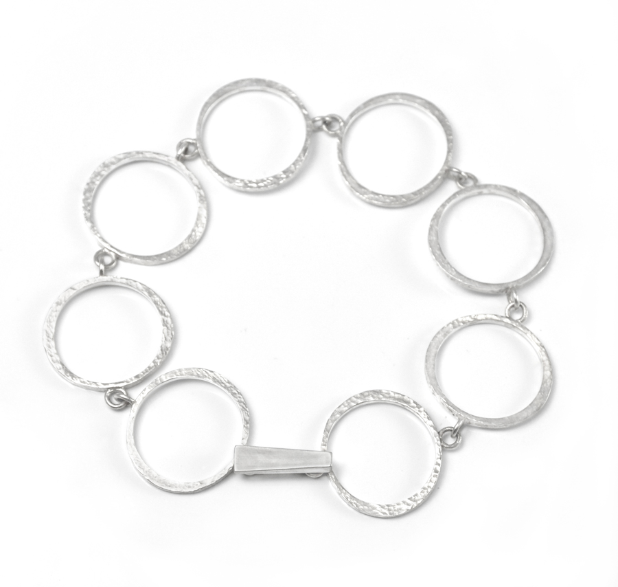Eatmetal_circlet_bracelet_silver_websade (1).jpg