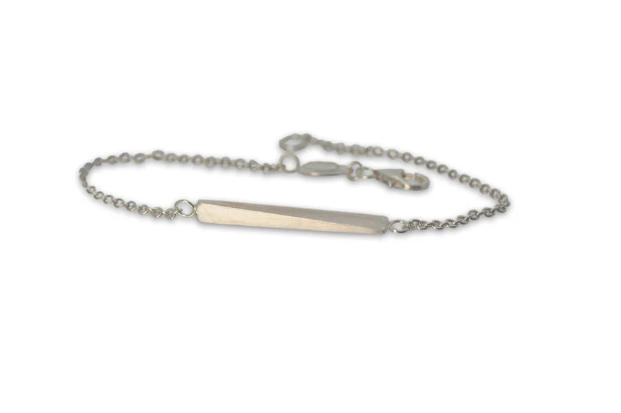 eatmetal_swing_bracelet_02_websafe.jpg