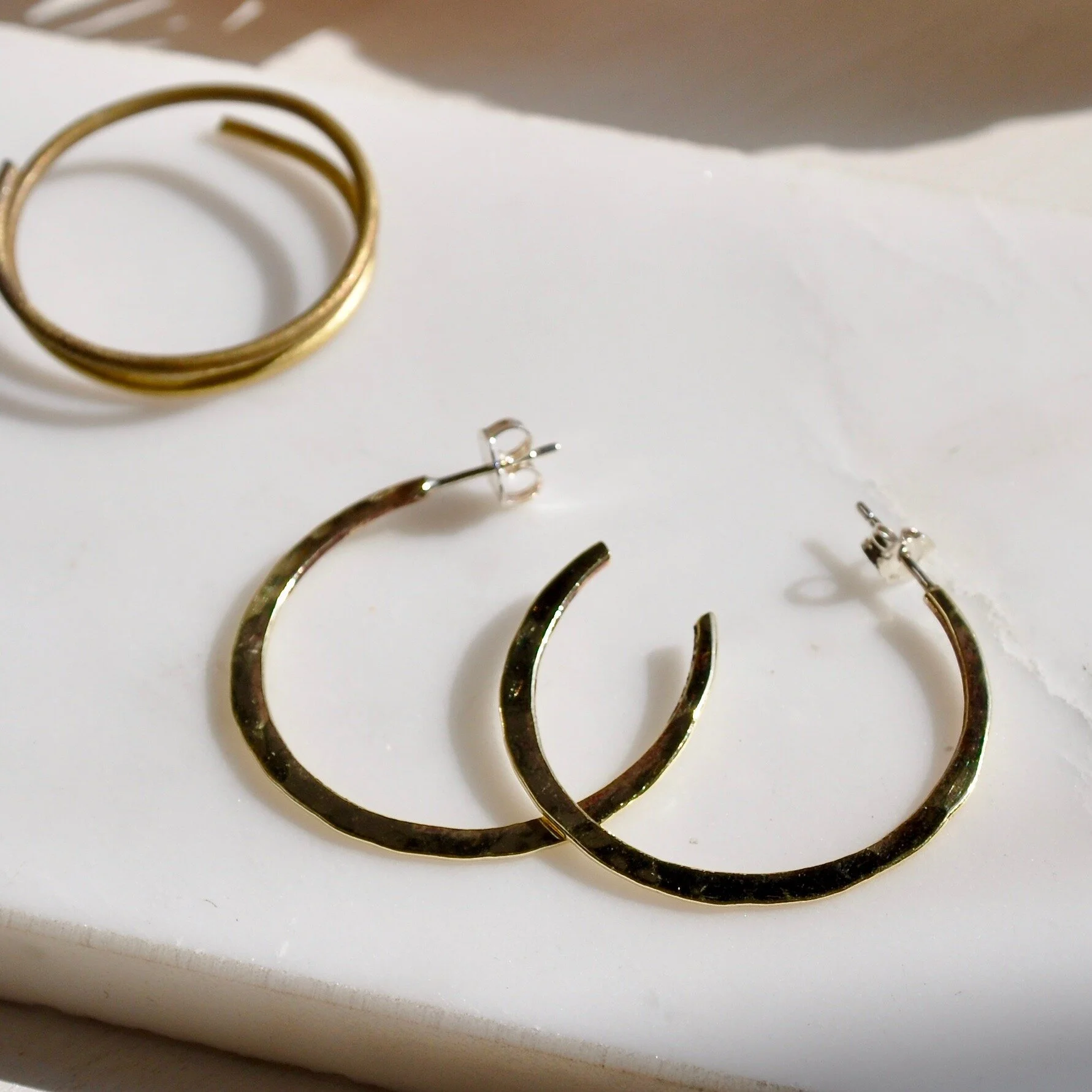 Virtual Hammer Textured Earring Demo