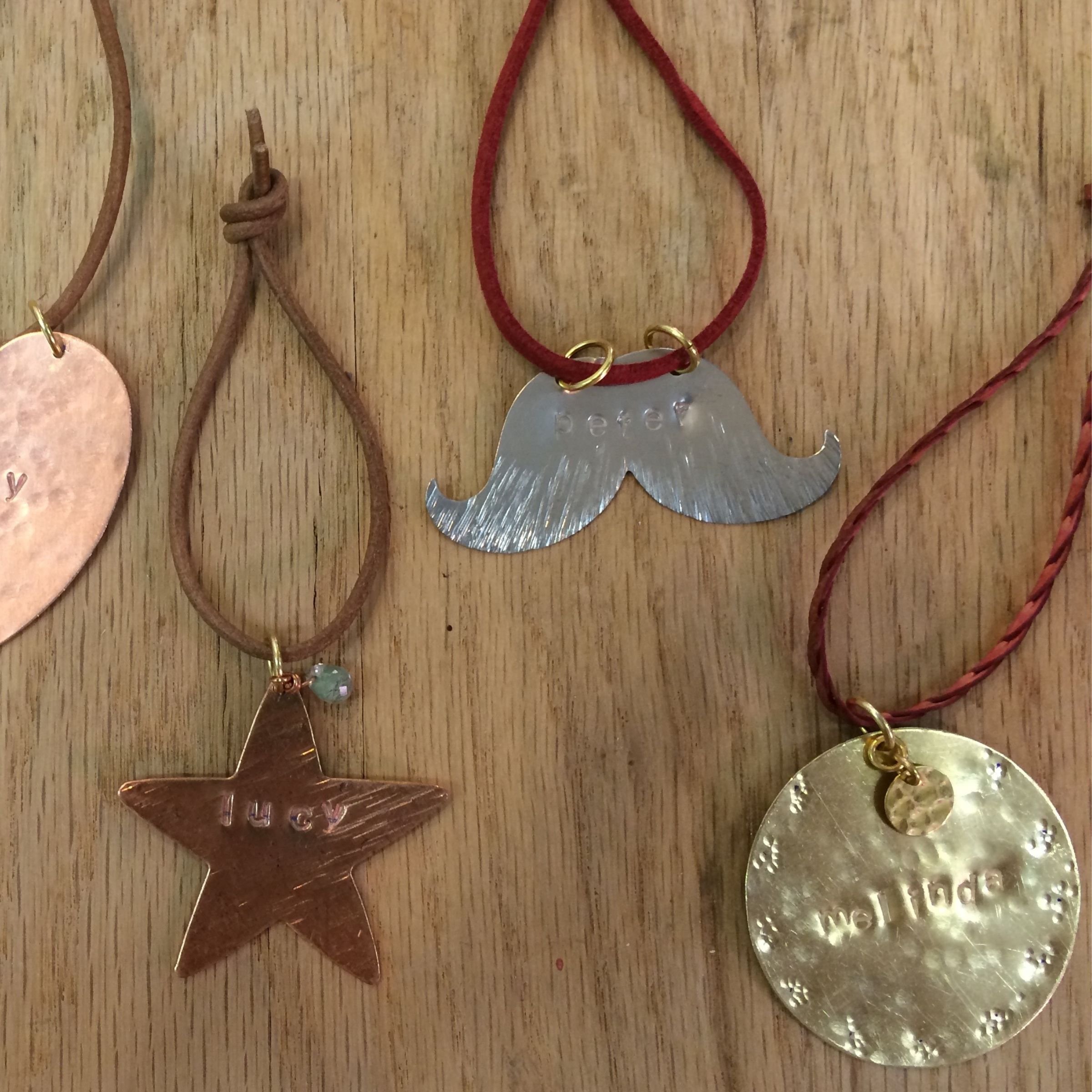 DIY-jewelry-holiday-ornaments
