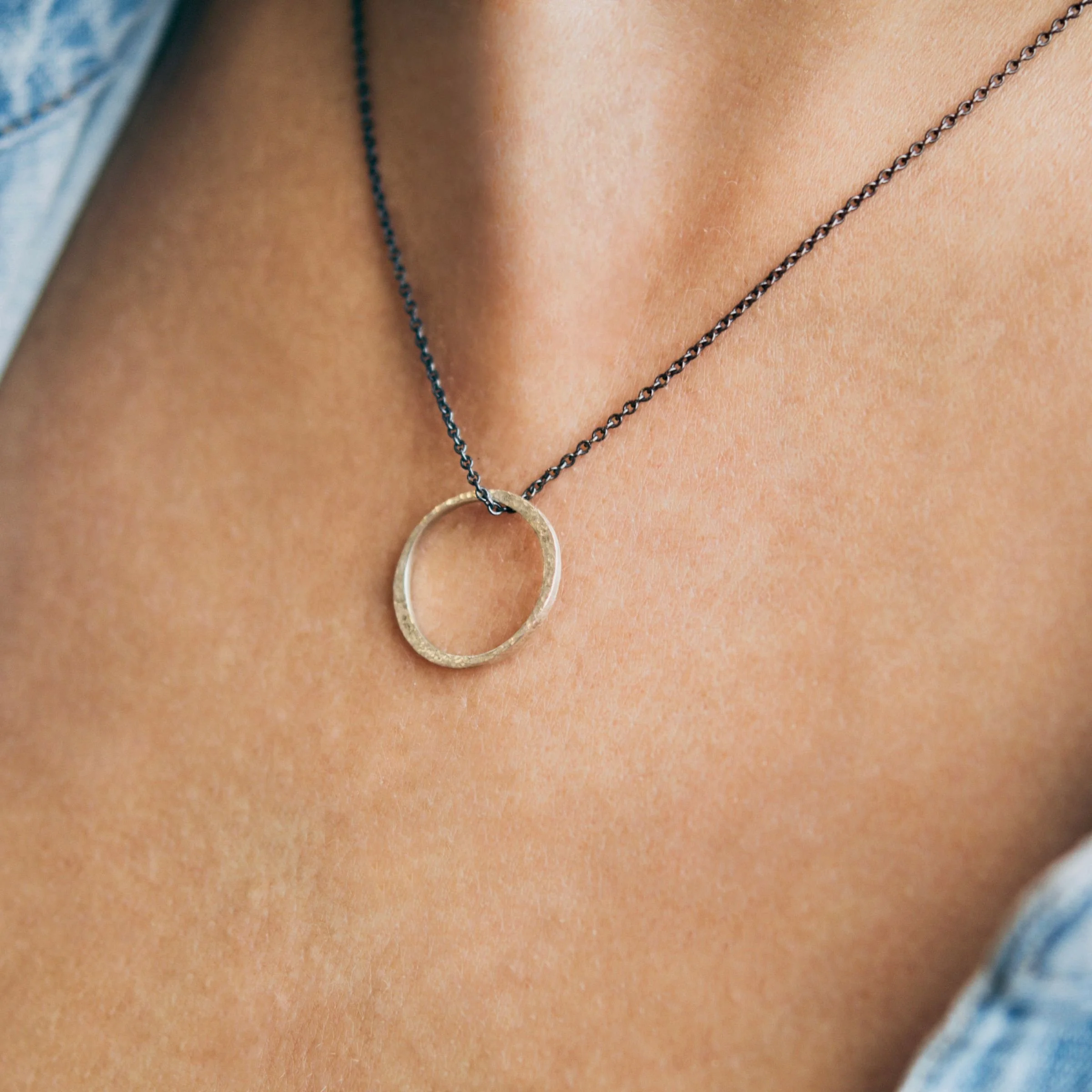 Sterling Silver Mini Circle with Patina Chain Necklace