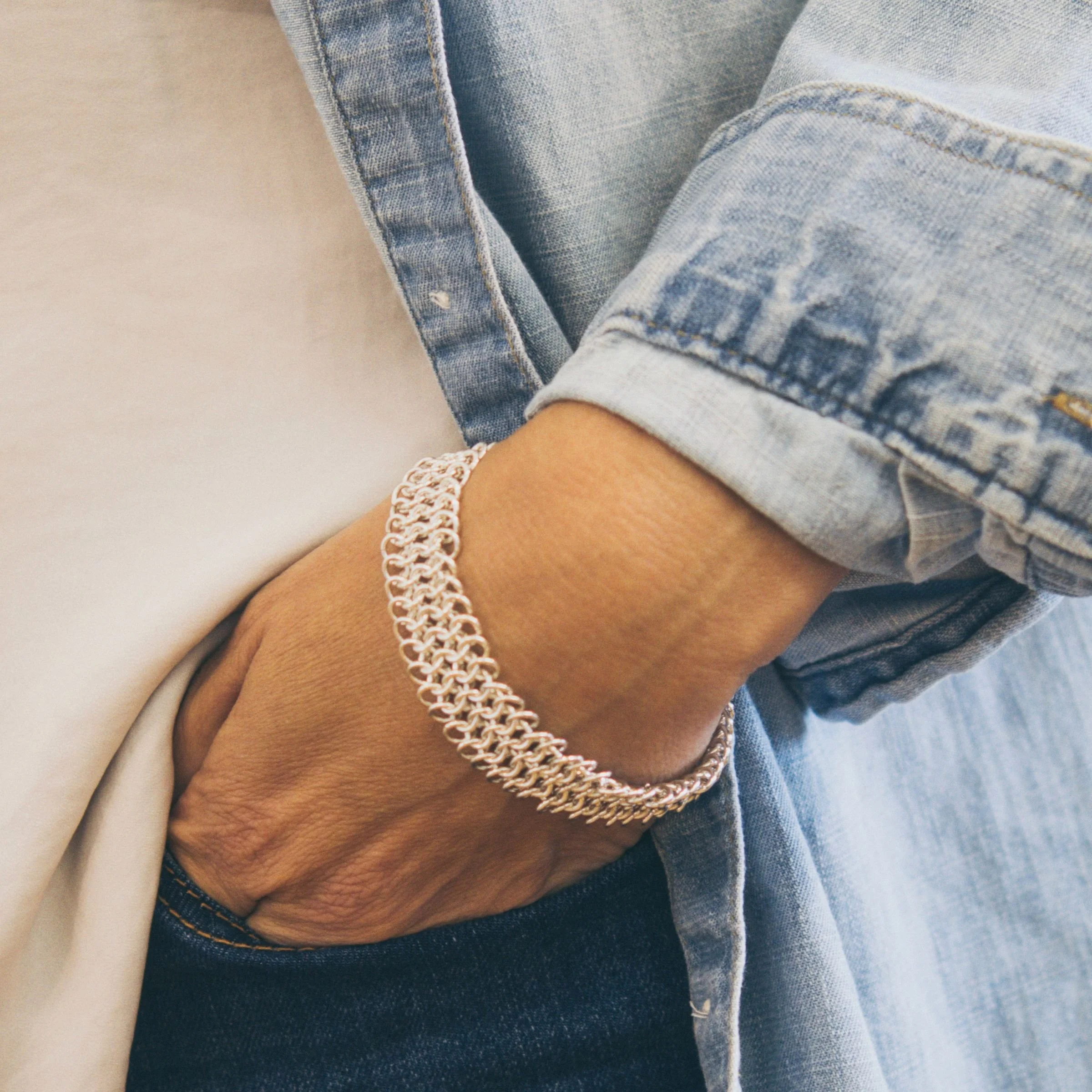 chainmail_top_denim_bracelet