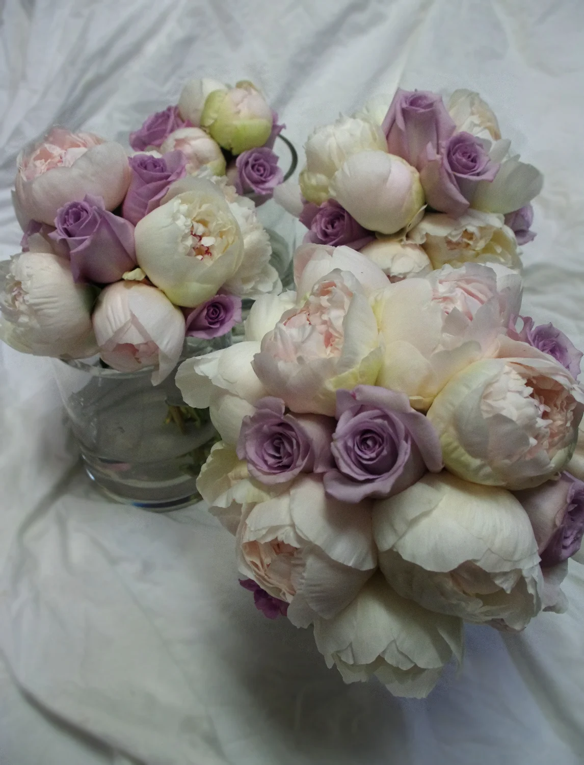 lilac rose white peopny wedding bouquet.jpg