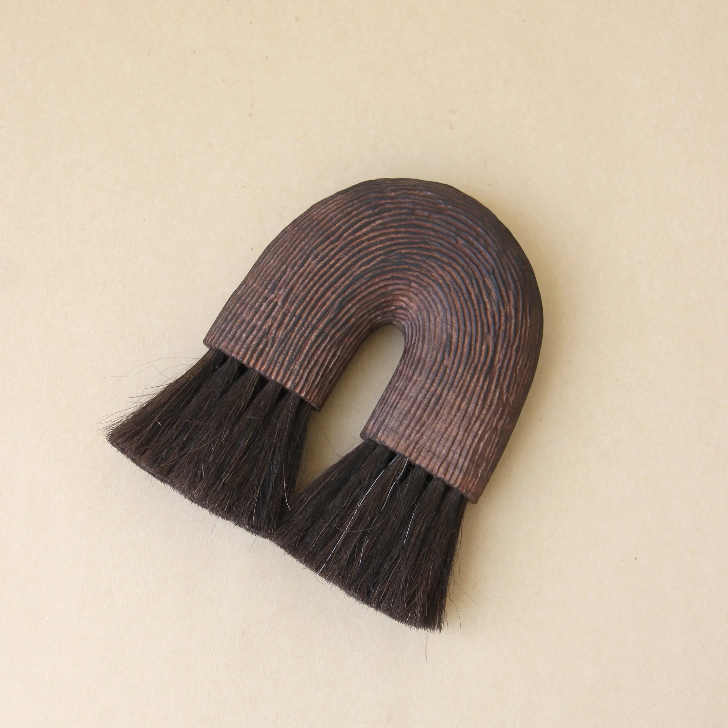 brush_02.jpg