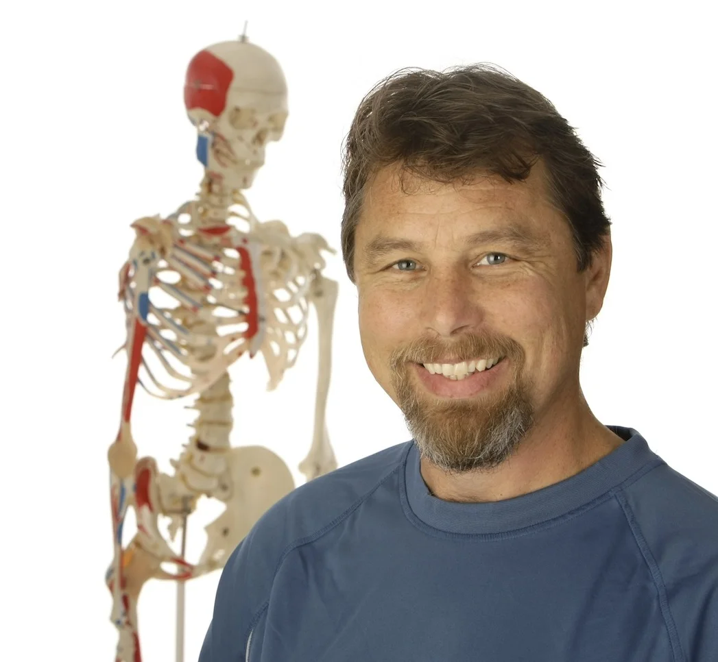Hi! I’m Greg. I help people reduce pain so they can be their best self. Helping you release chronic tension, find calmness and unleash your hidden potential.