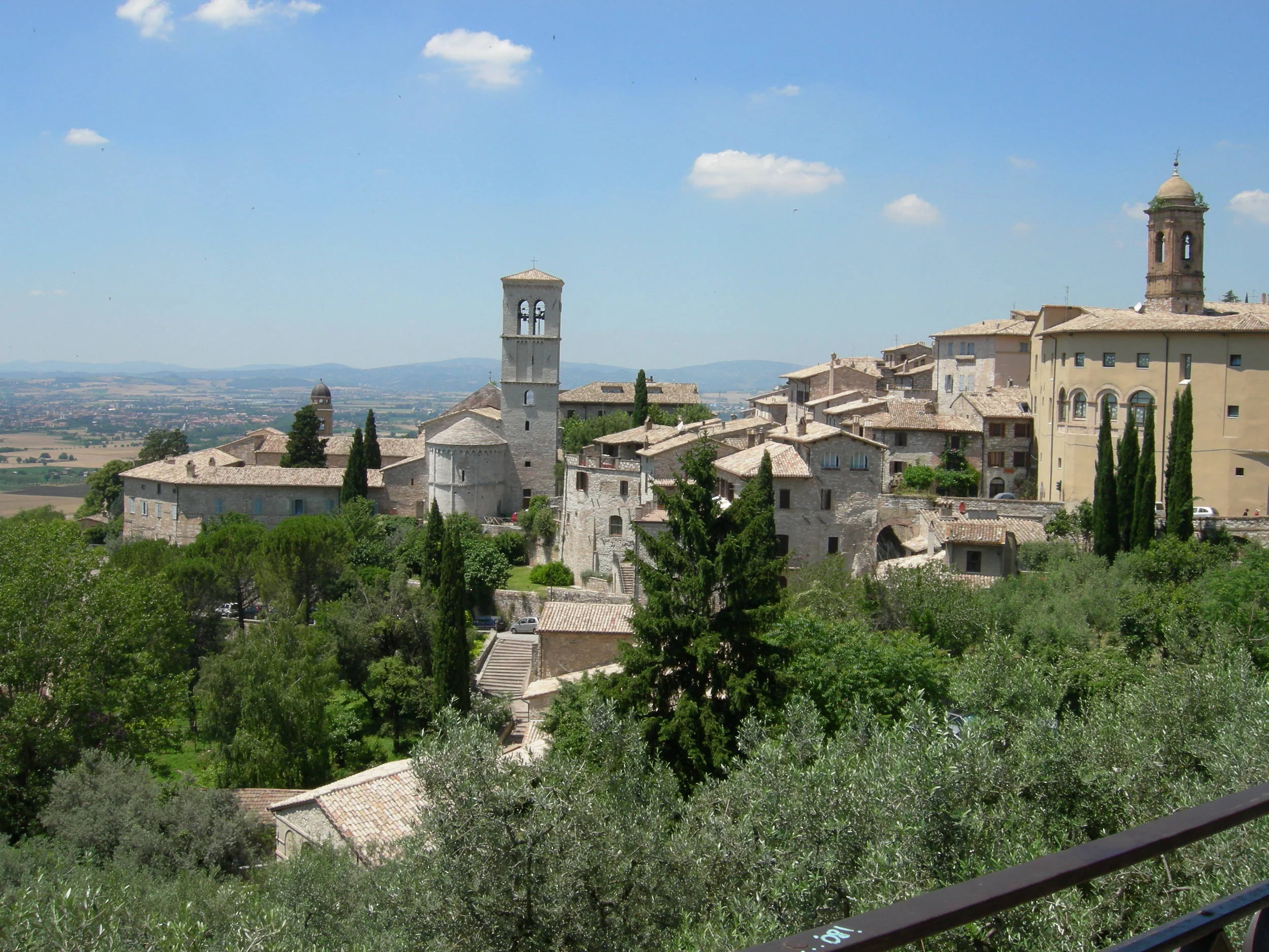 Creating Social Landscapes for Novels