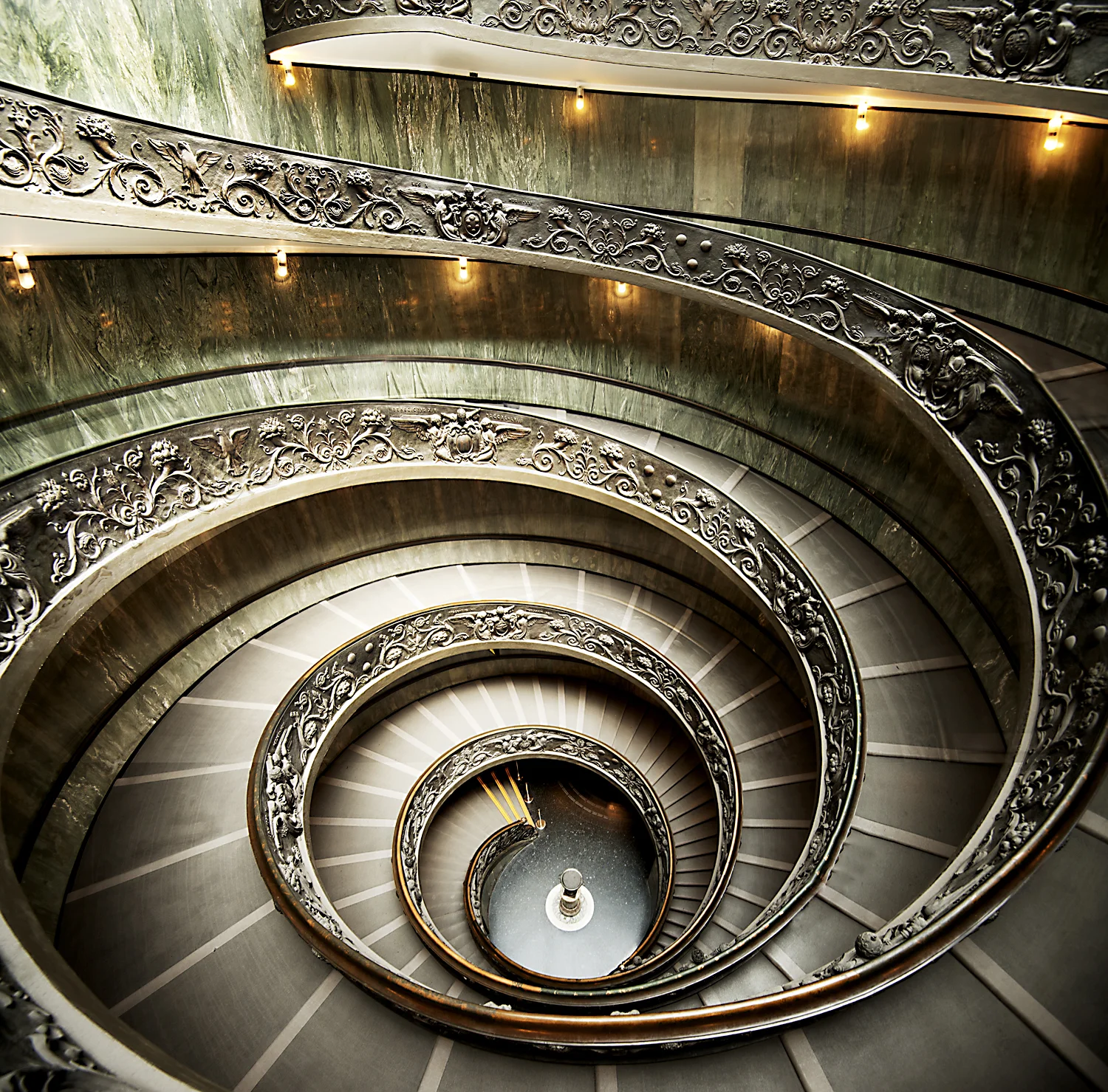 ITALY_SELECTS-FROM-LR_IPAD-13_WEBSITE READY.jpg