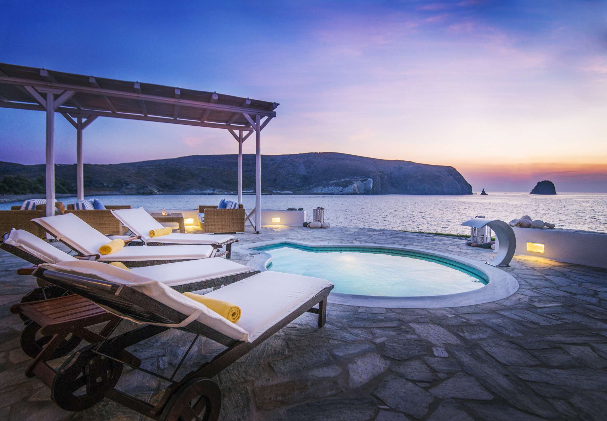 GREECE_FINAL_SELECTS_HOTEL_iPad-3.jpg