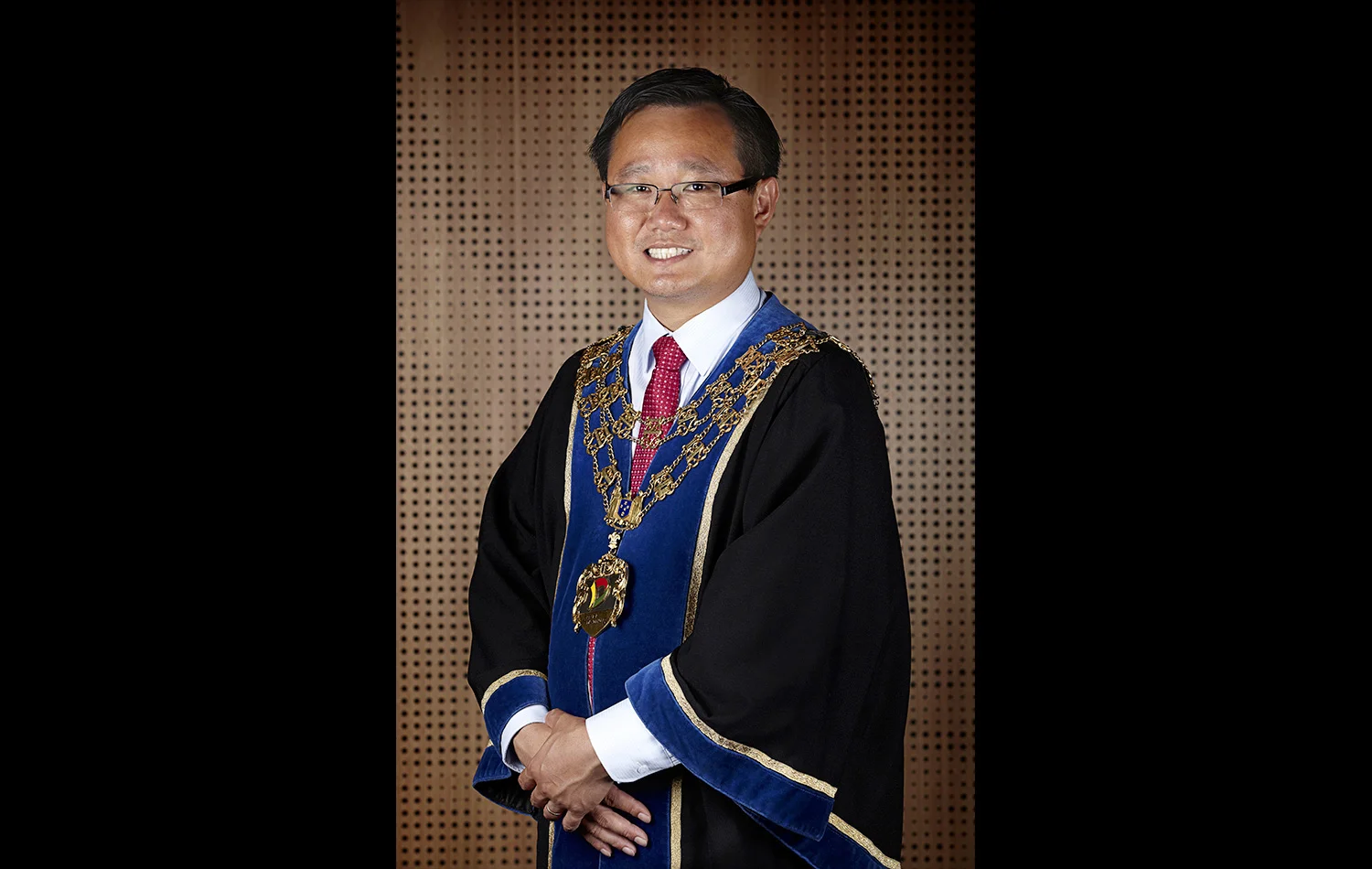 Mayor Cr Heang Tak