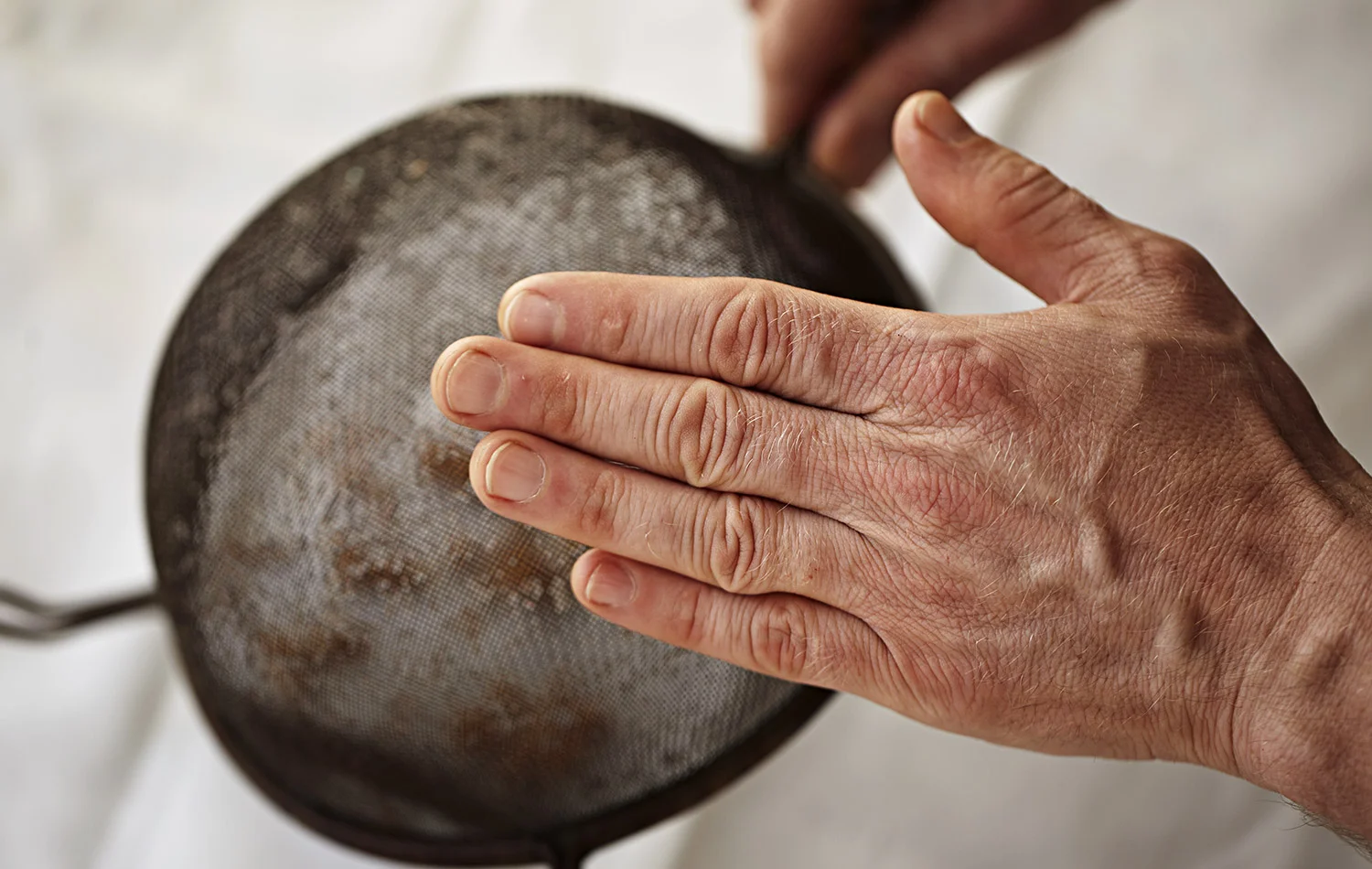 Turn the seed out onto a cloth or kitchen paper. I use a cloth as I find the kitchen paper stick to the seed and is difficult to remove the seed from. It is also trickier to separate the seed on kitchen paper. 