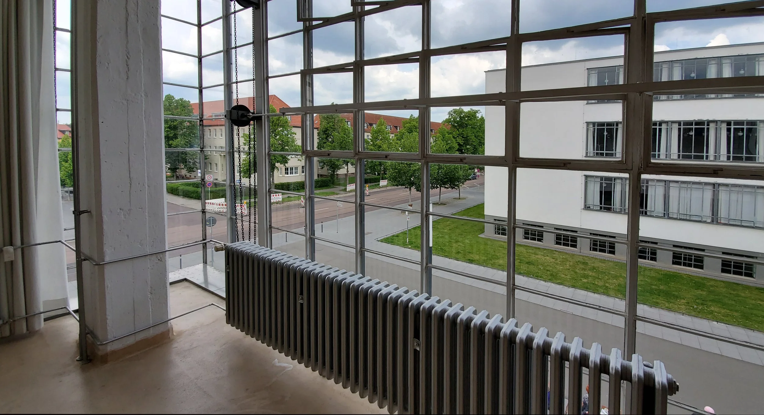 Curtain wall 20190520_125035.jpg