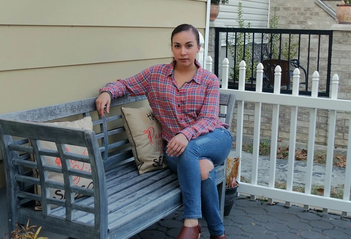 Lucky Brand Plaid Button-up Shirt ( similar here ) | Ralph Lauren Distressed Jeans (old) | Chinese Laundry Chunky Heels (old; last worn here ) | Urban Decay Revolution Lipstick in 1993