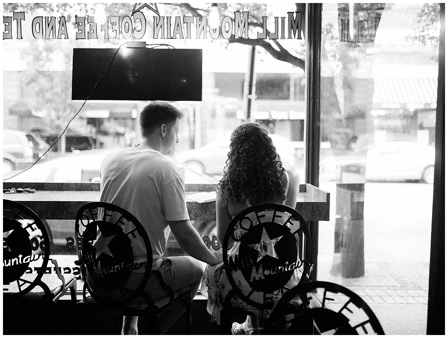 Roanoke, Virginia Wedding photographer, engagement session in downtown Roanoke, Virginia
