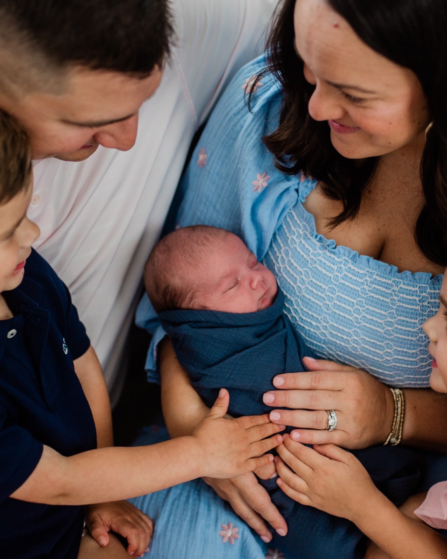 Realized these never made their permanent spot on the feed &amp; had to immediately fix that 🥹🫶🏼 // still working on my 2025 recap, but until then, remembering this sweet day capturing the newest babe entering this sweet fam. (The luckiest baby on