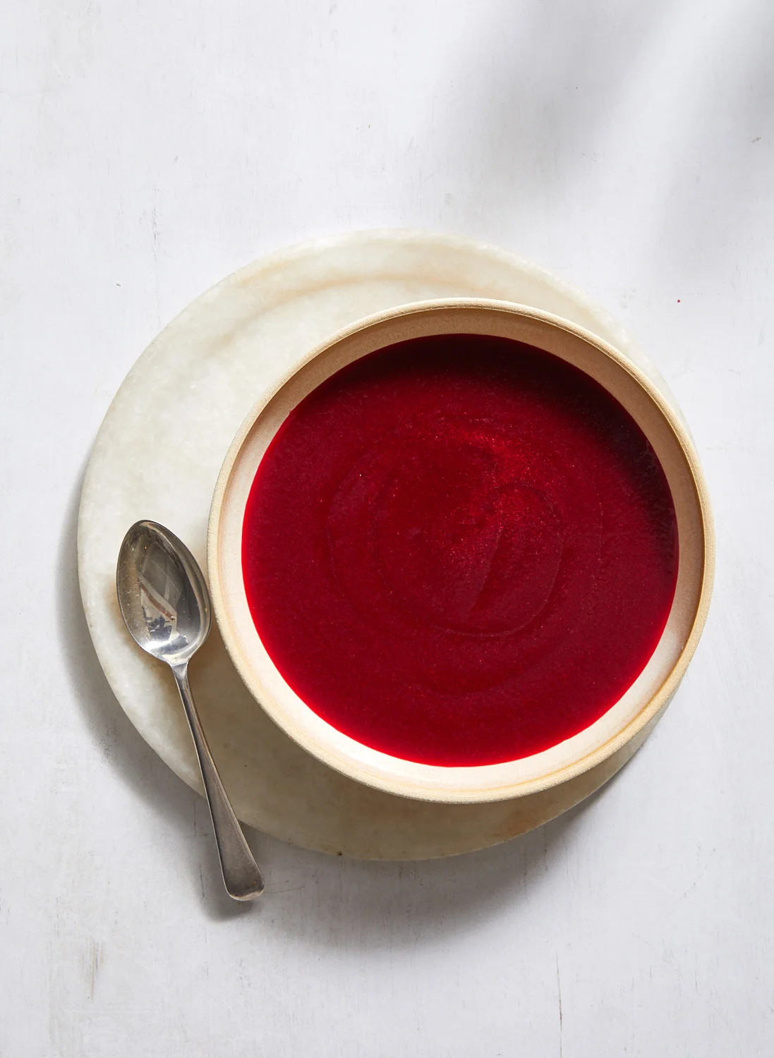 MA18_EAT_MarketWatch_Smooth_Borscht_with_Sour_Cream_cover_0757.jpg