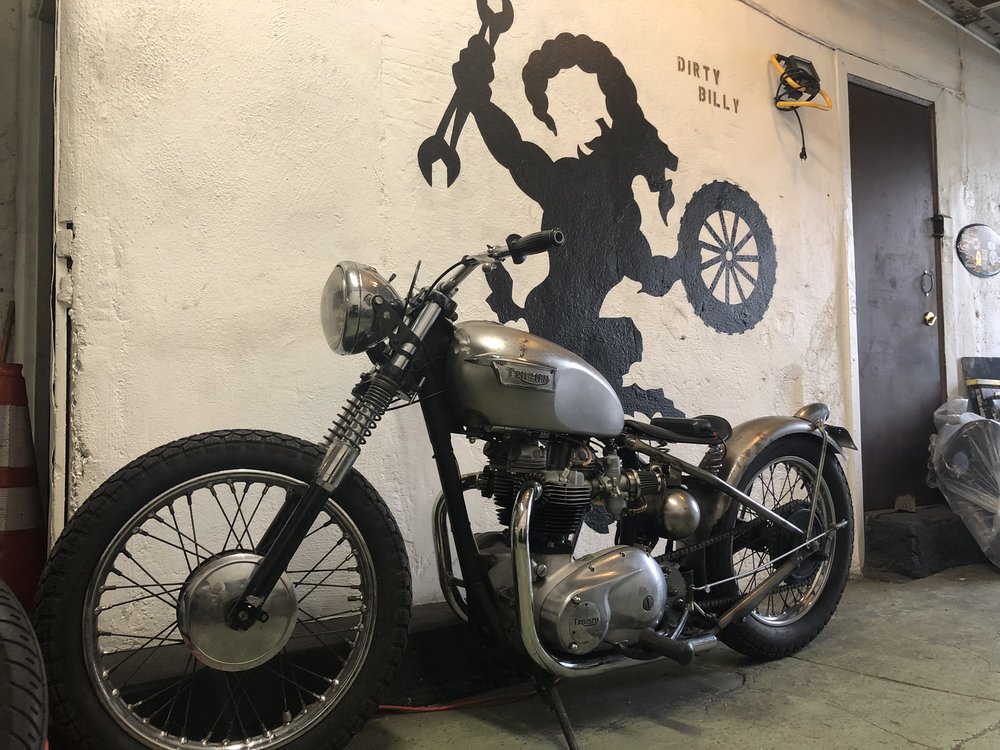 Dirty Billy Brooklyn Community Service Garage NYC 1968 Triumph Hard Tail Custom Moto.jpg