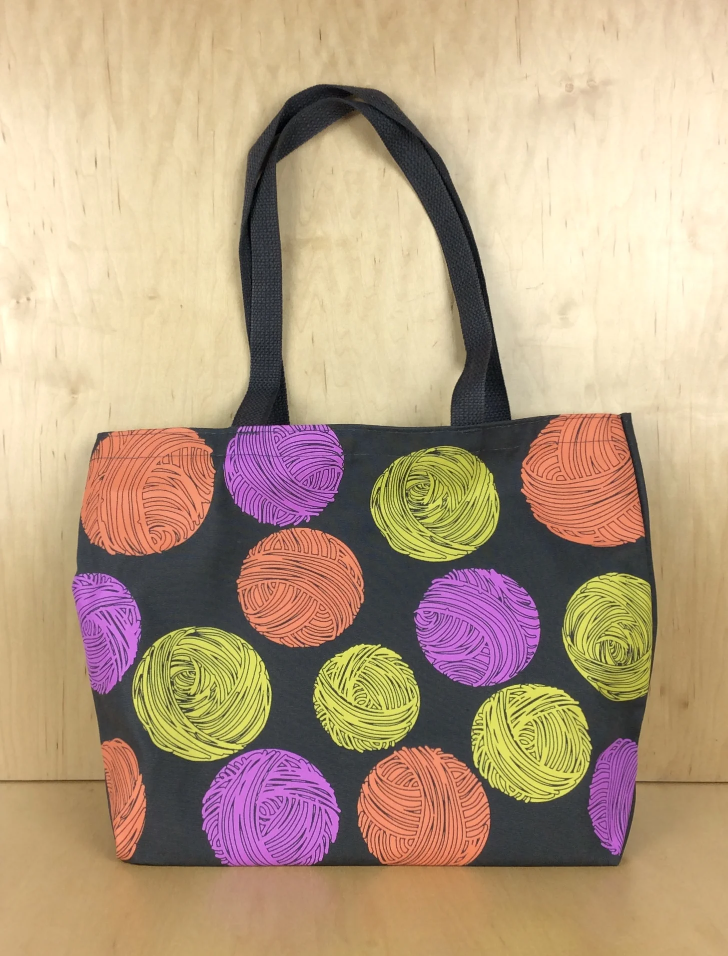 NEW Polka Dot Yarn Ball project Tote