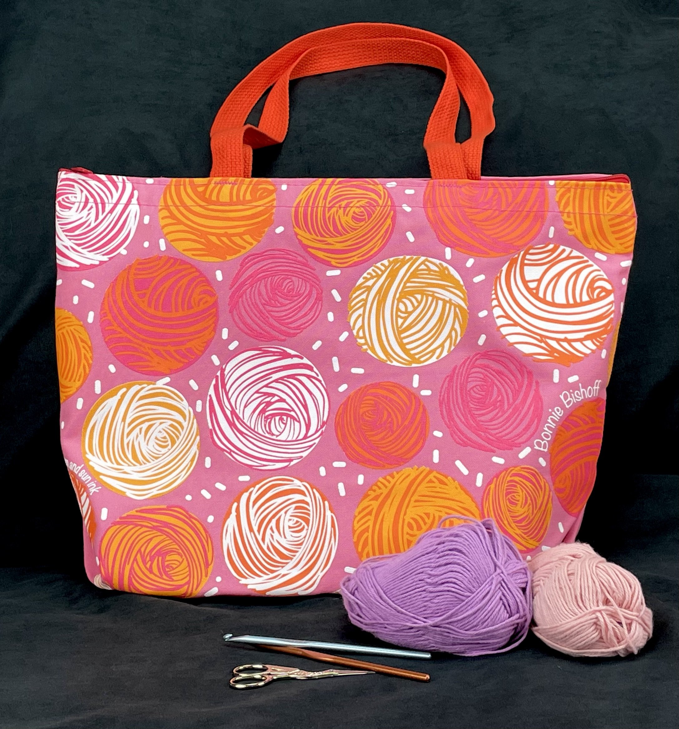 Ball of Yarn Tote with Zipper 