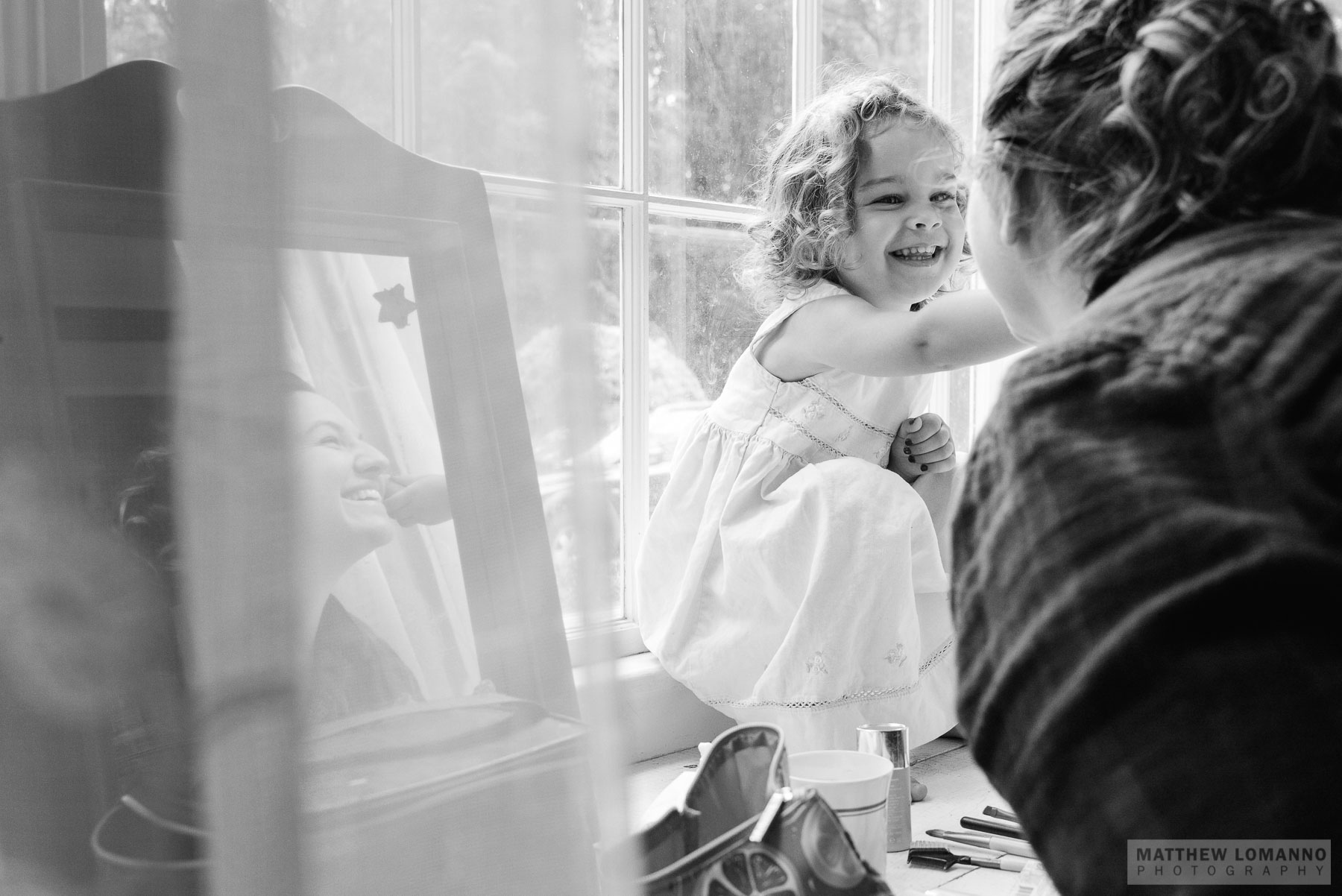 Megan&Rob_wedding_prep_by_Lomanno_0019_web.jpg